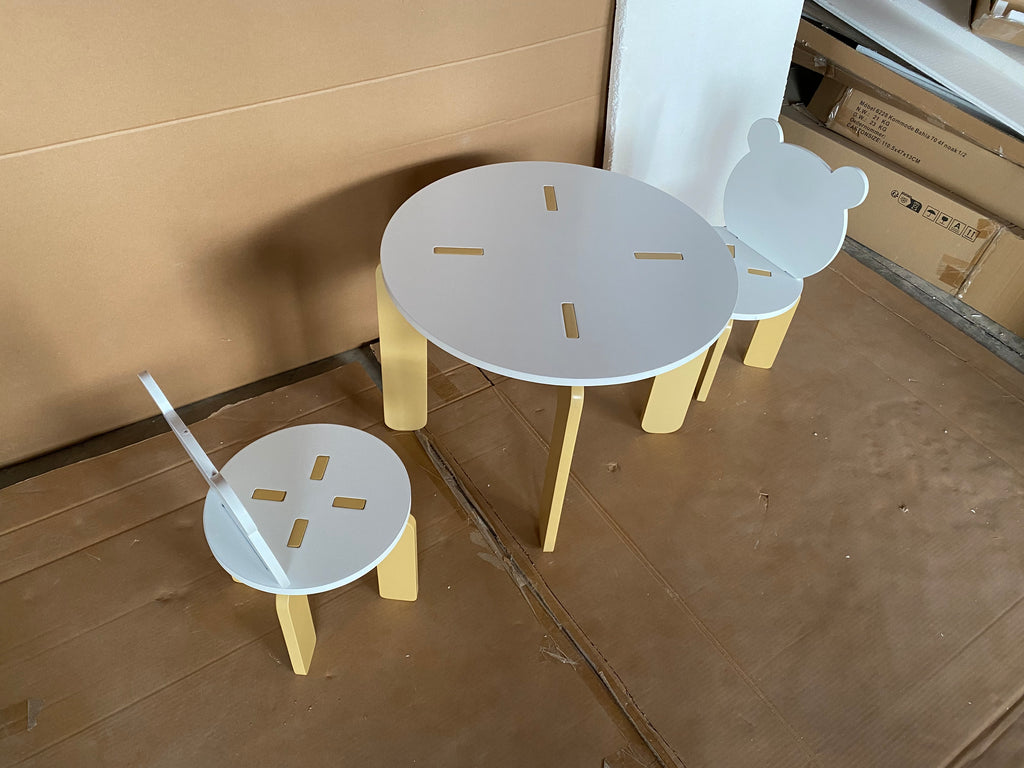 Kids Table and Chair Set