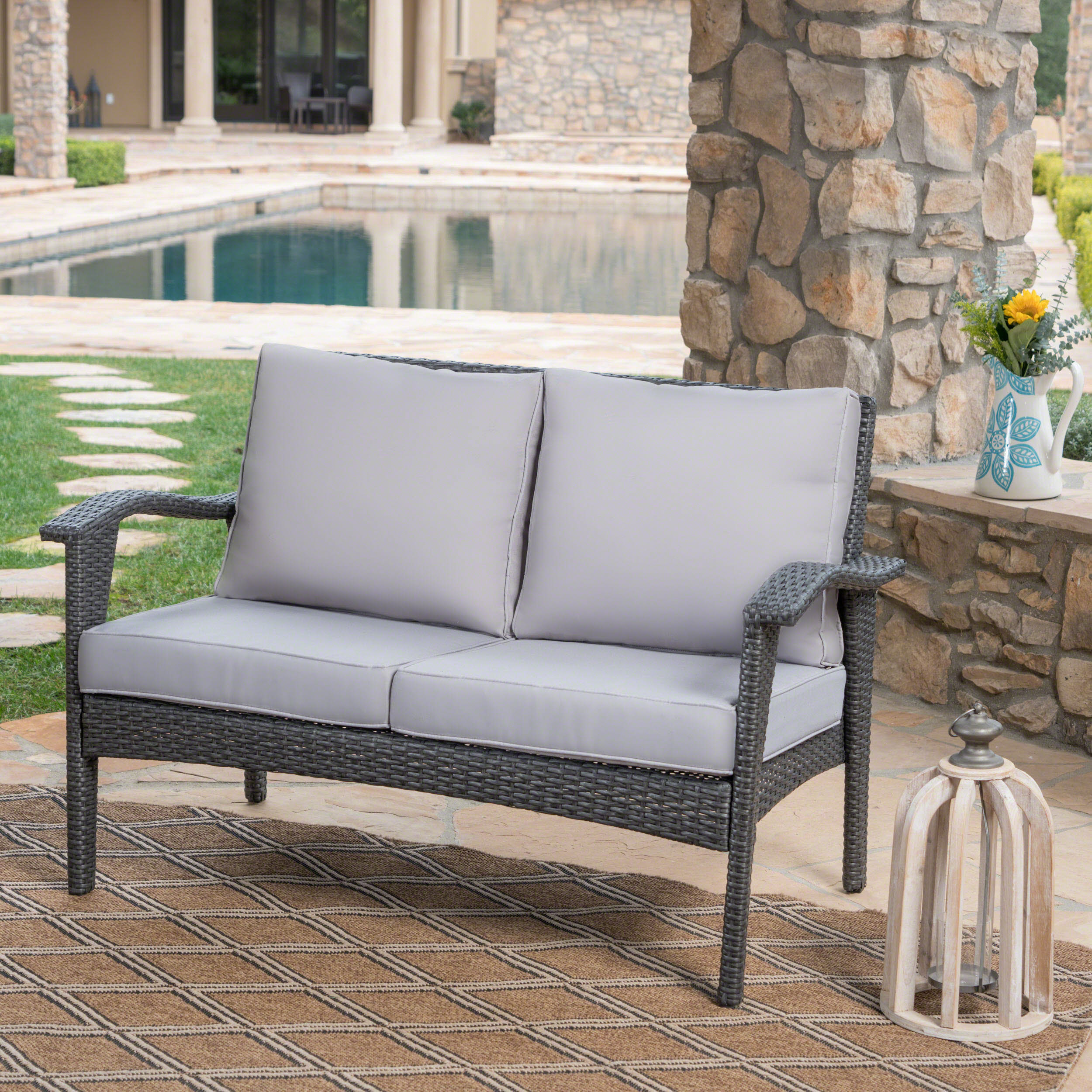 Honolulu Loveseat