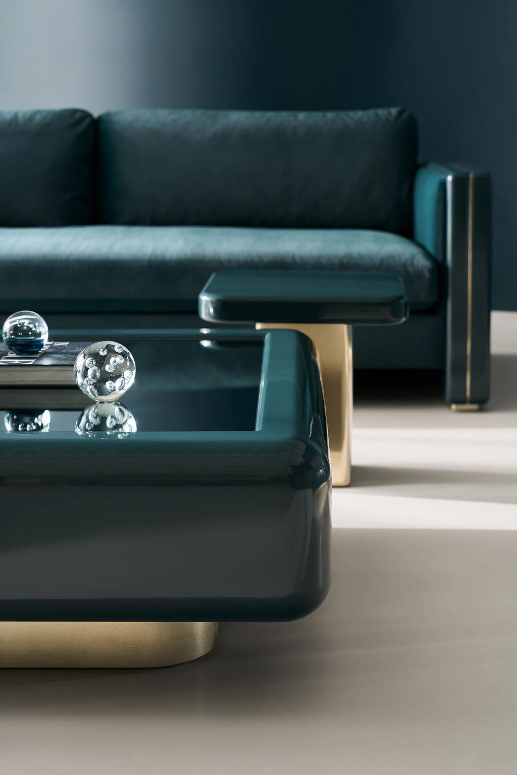 Gelee Cocktail Table