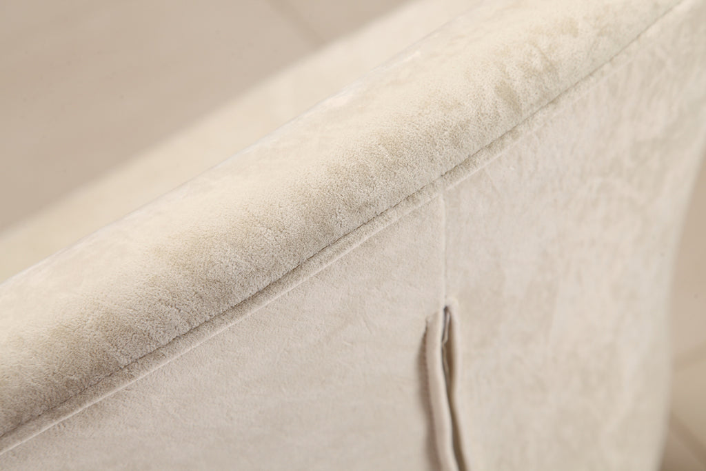 Tulip Velvet Swivel Lounge Chair