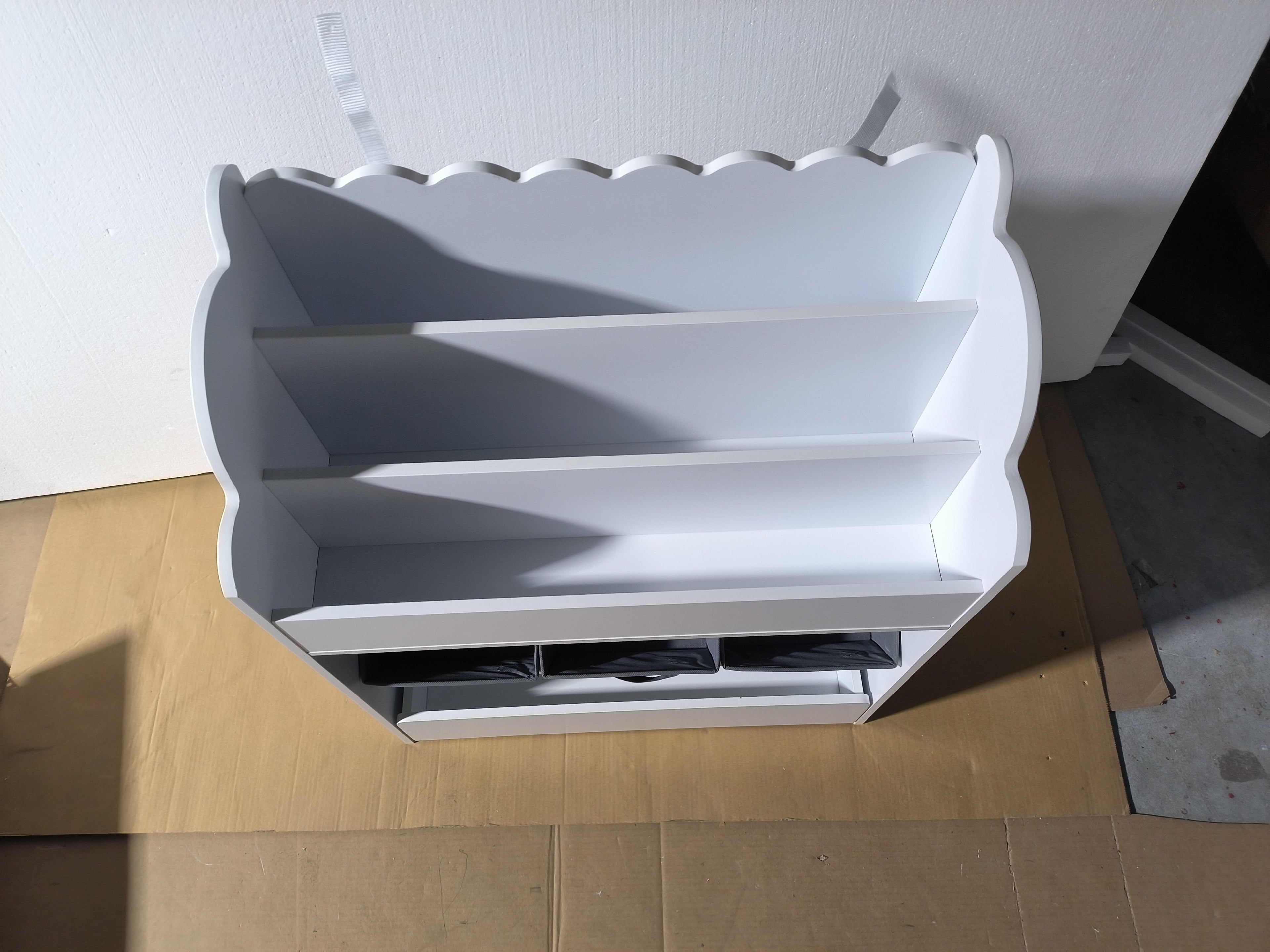 Kids Bookshelf with Storage Bins and Drawer