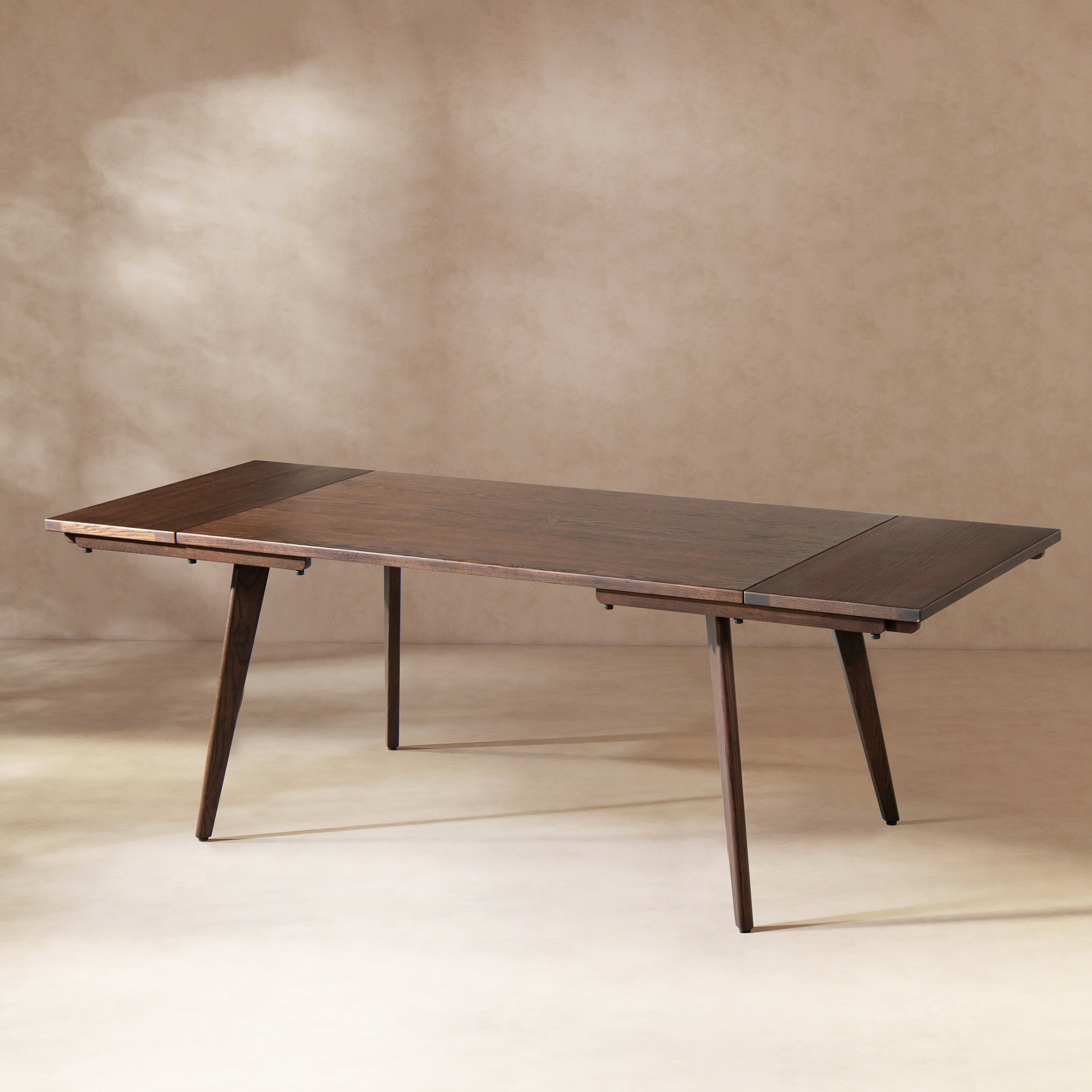 Capri 59-90.5" Solid Oak Dining Table