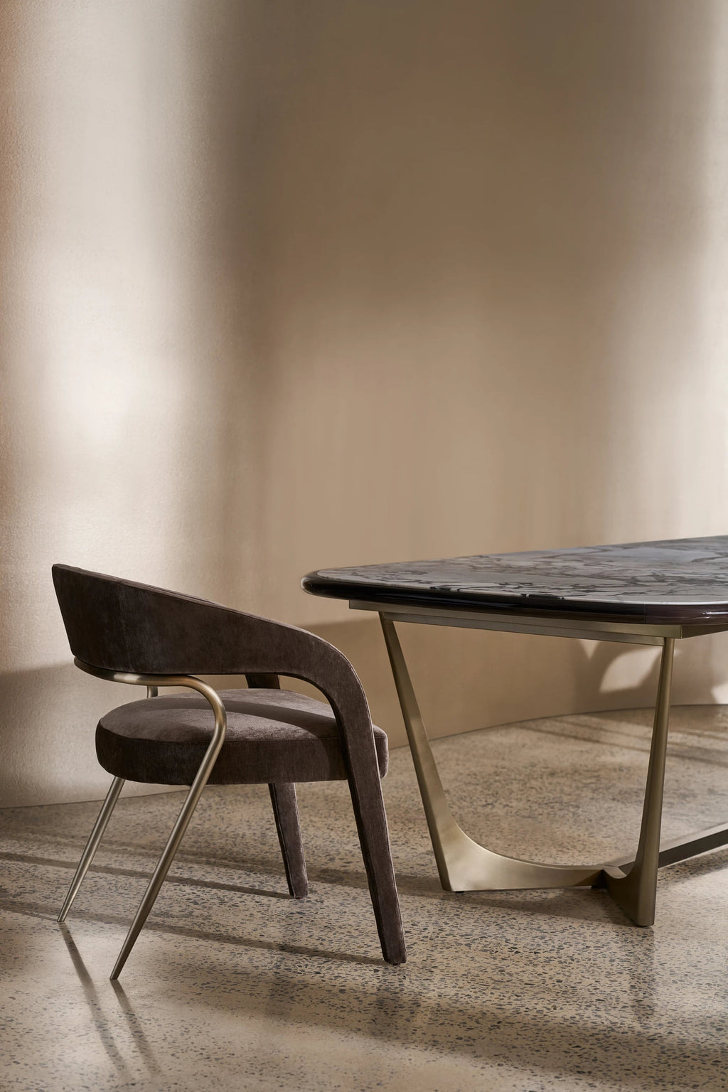 Vena Dining Table