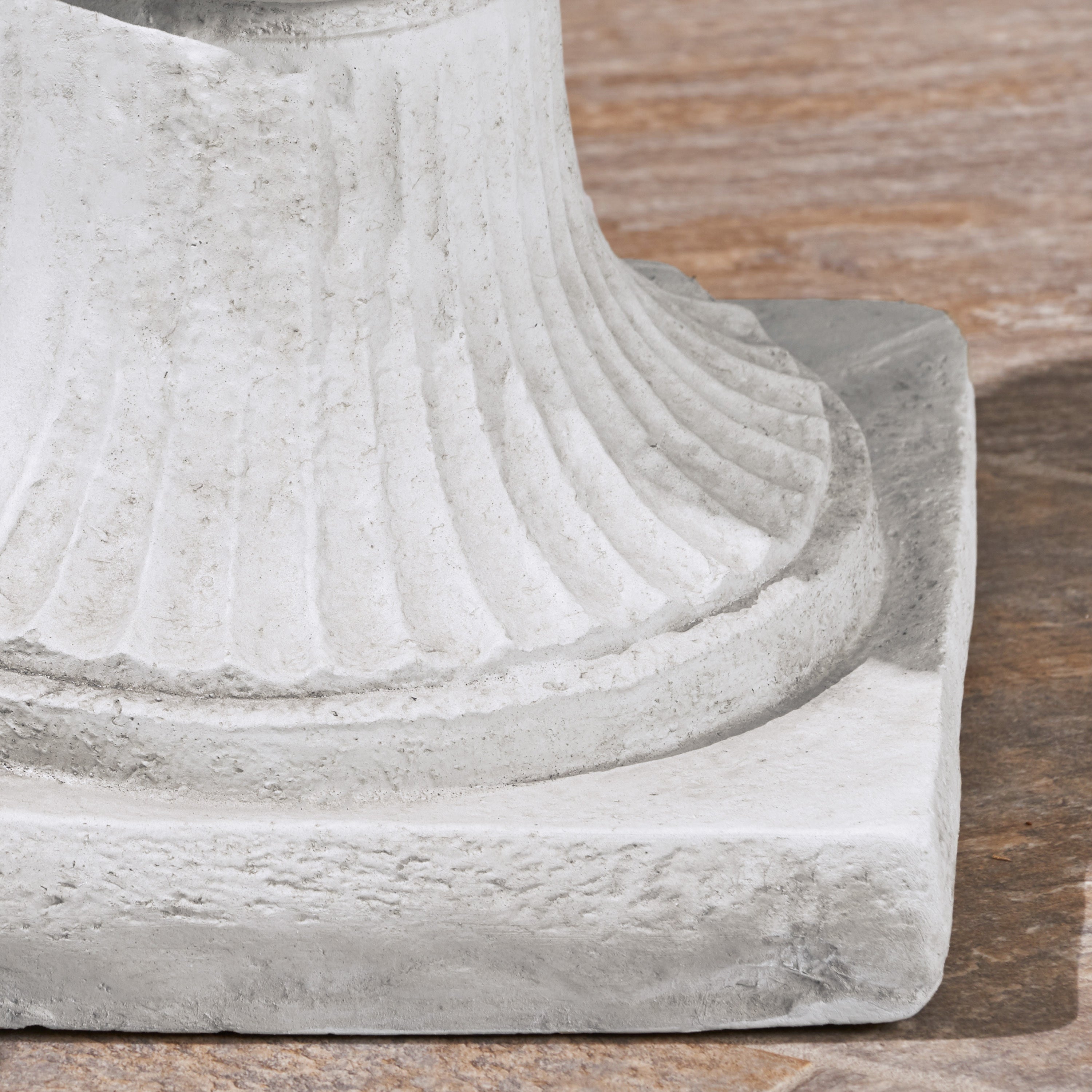 MGO Garden Urn Planter