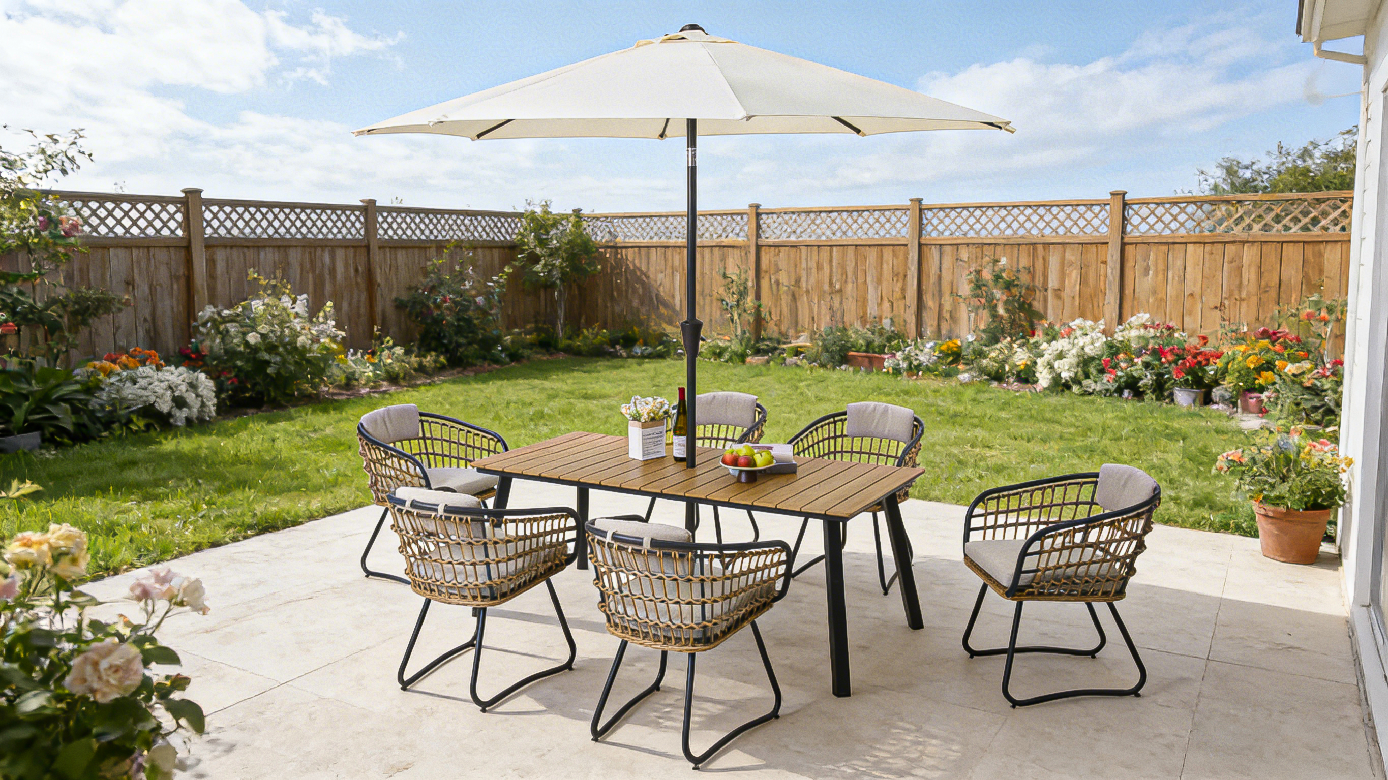 7-Piece Outdoor Wicker Dining Set