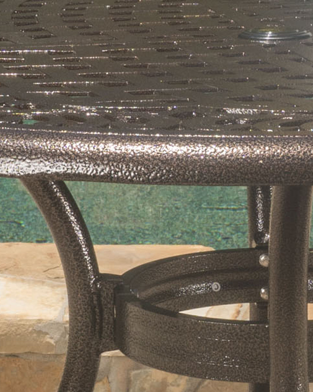 Phoenix 48in Round Table