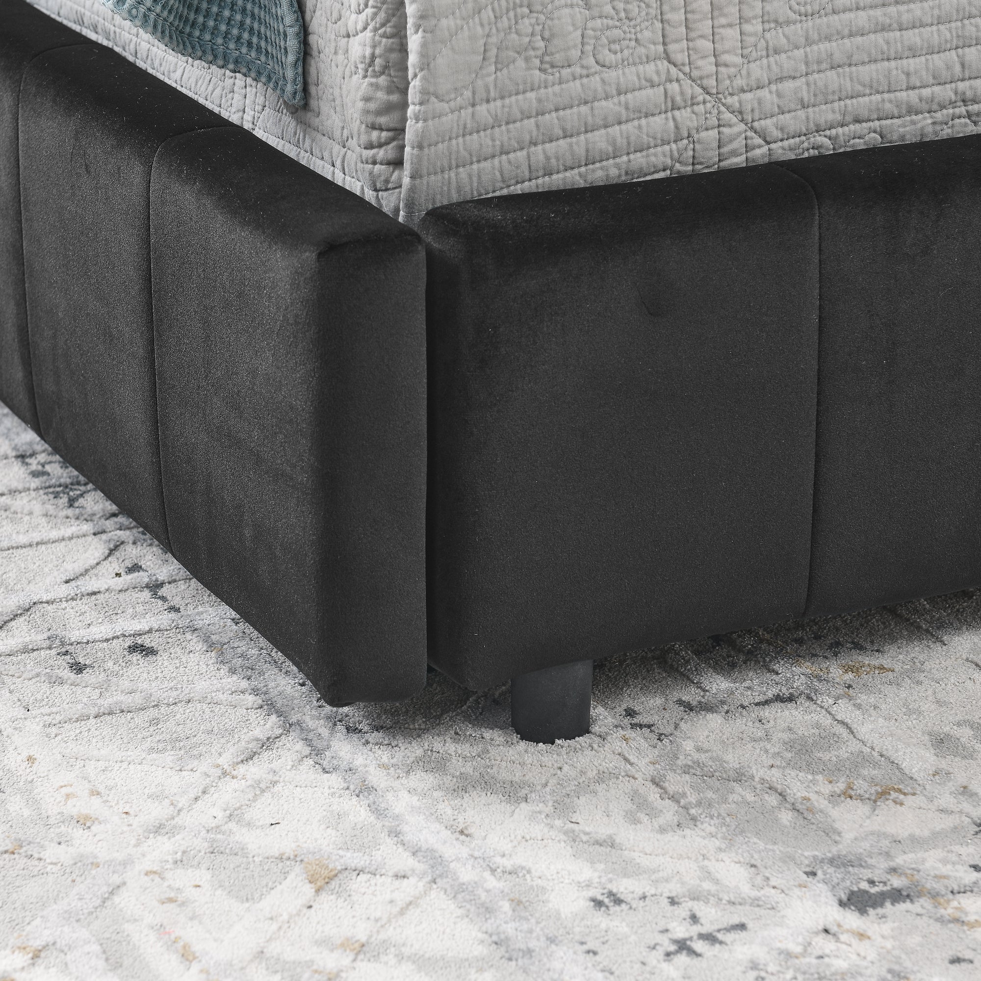 Full Size Storage Upholstered Tufted Bed Frame