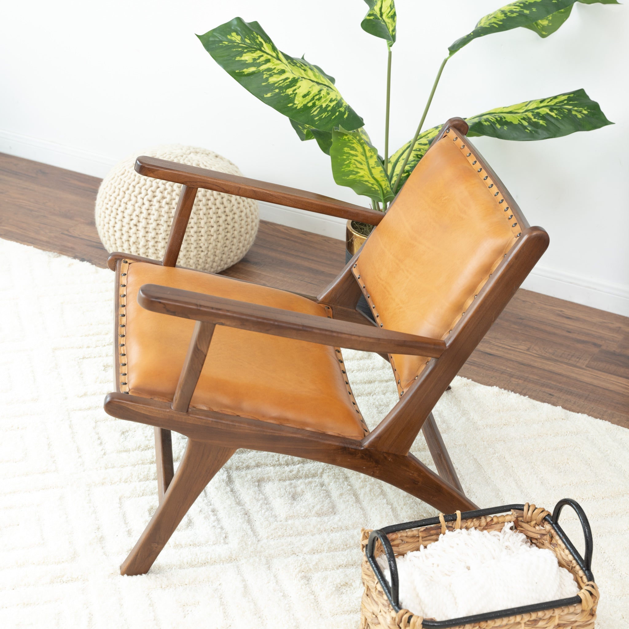 Daniel Mid-Century Modern Leather Arm Chair with Walnut-Finished Legs