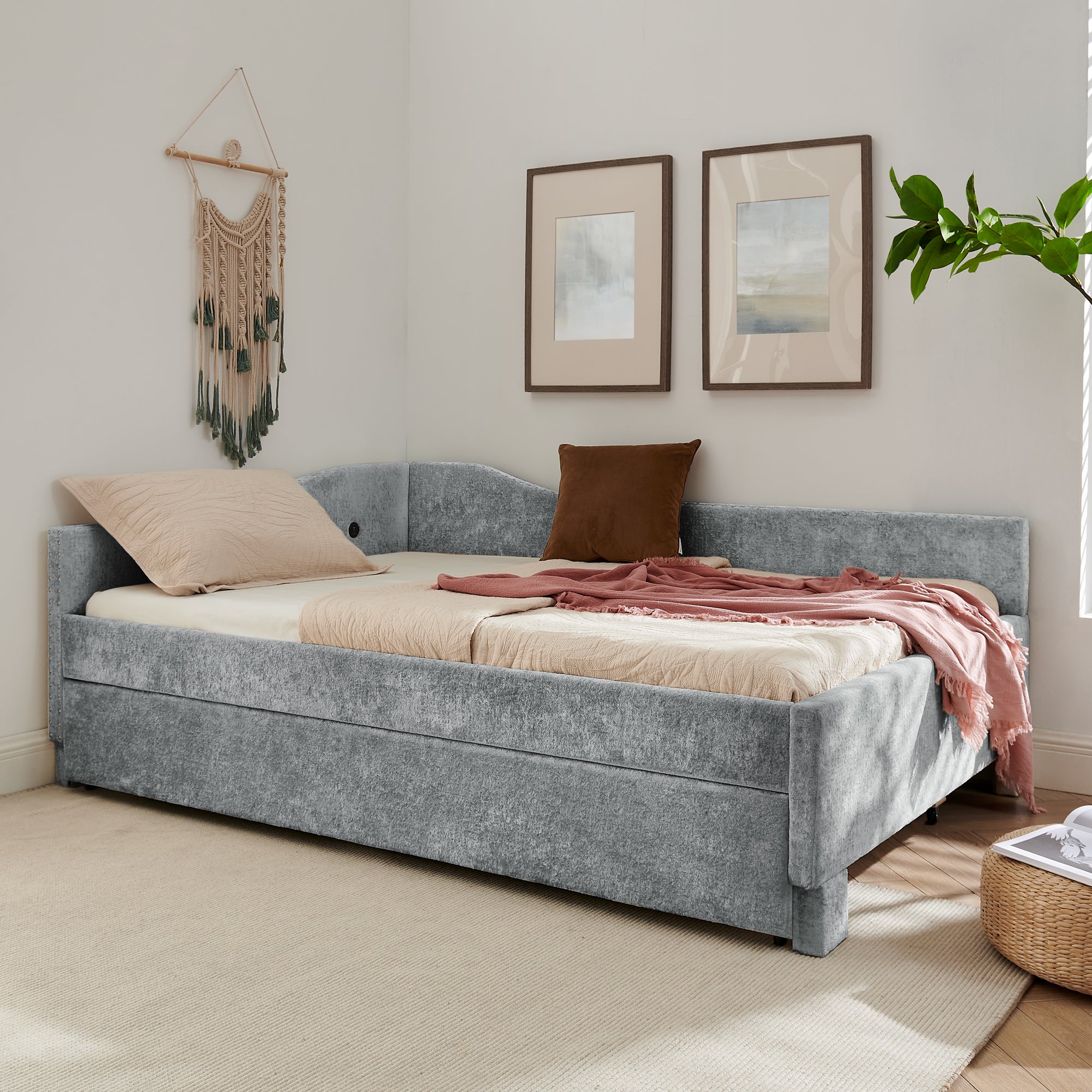 Full Size Curved Round Edge Padded Backrest Daybed