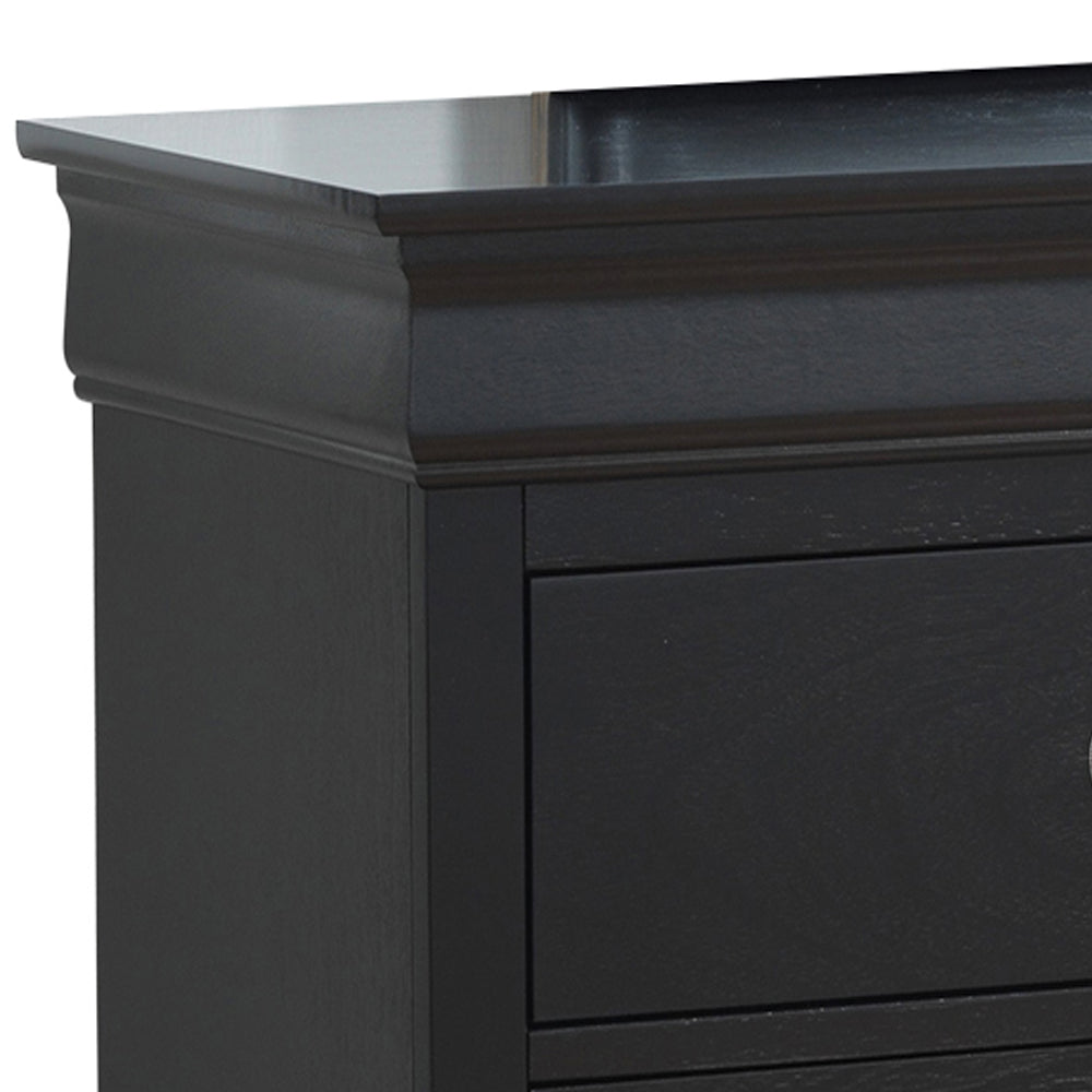 Elegant Traditional Dresser