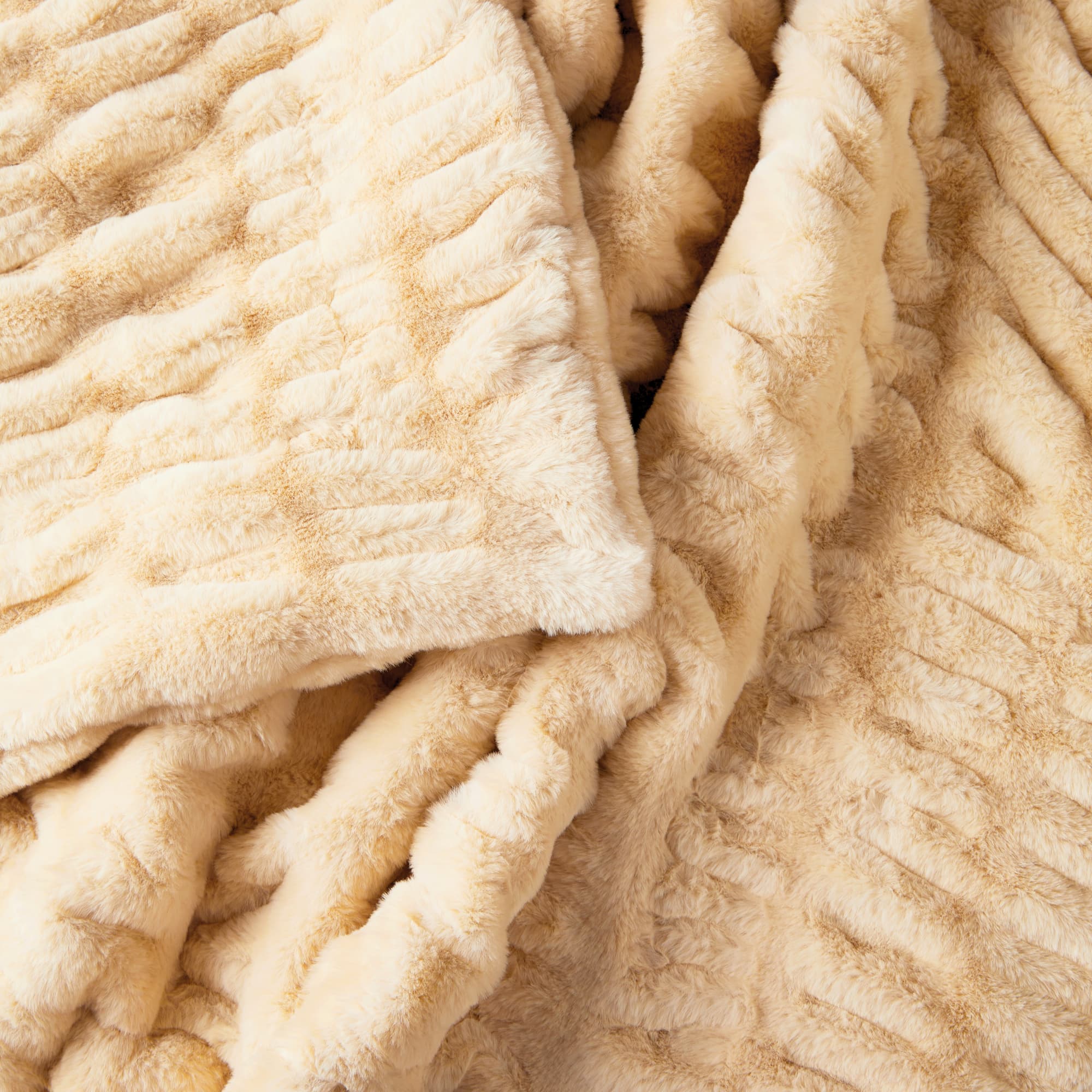 Rippled Faux Fur Throw Blanket