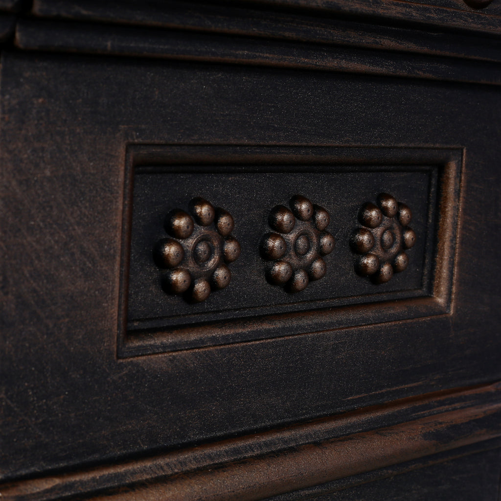 Large-Capacity Residential Mailbox - The Court