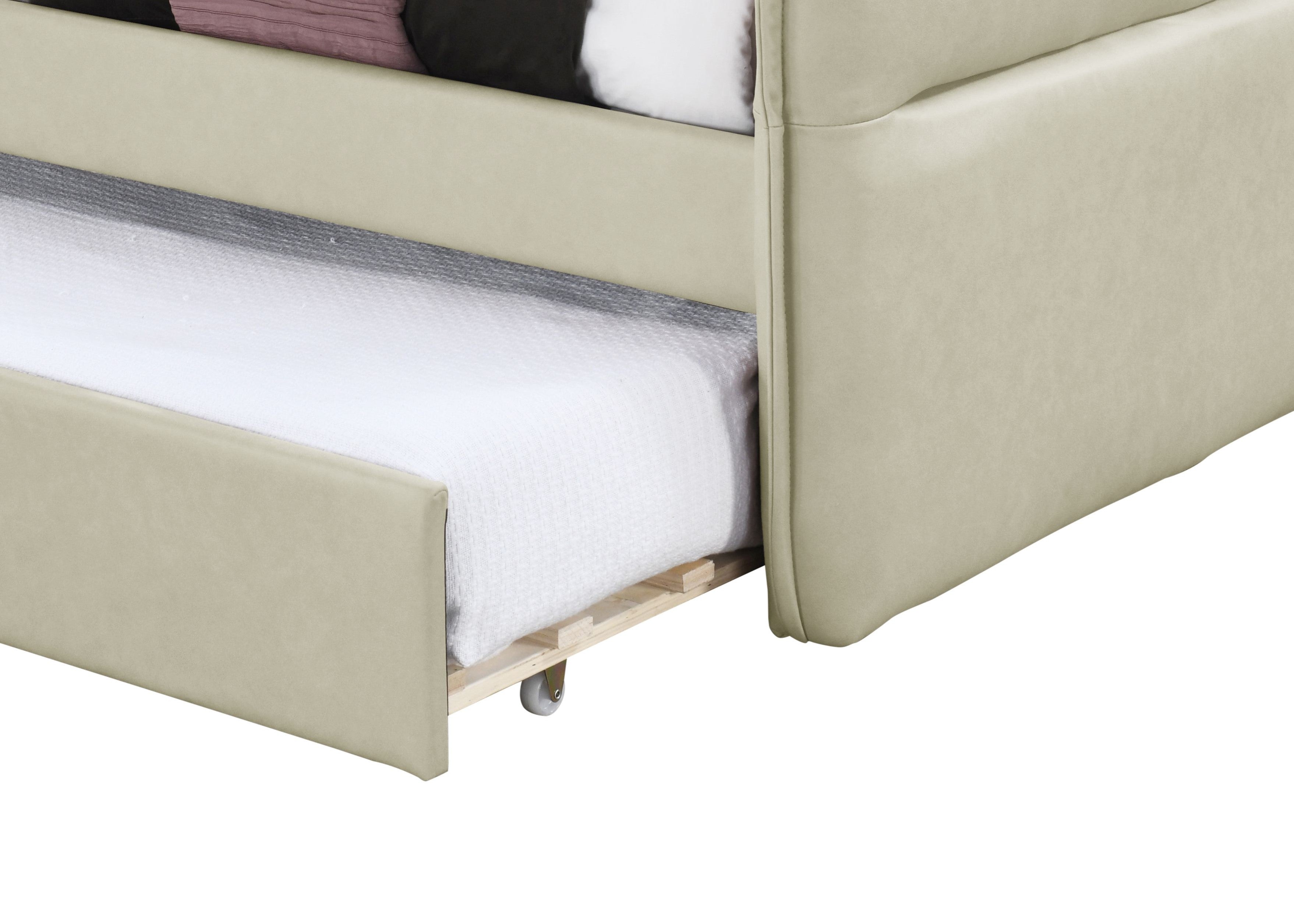 Daybed With a Trundle