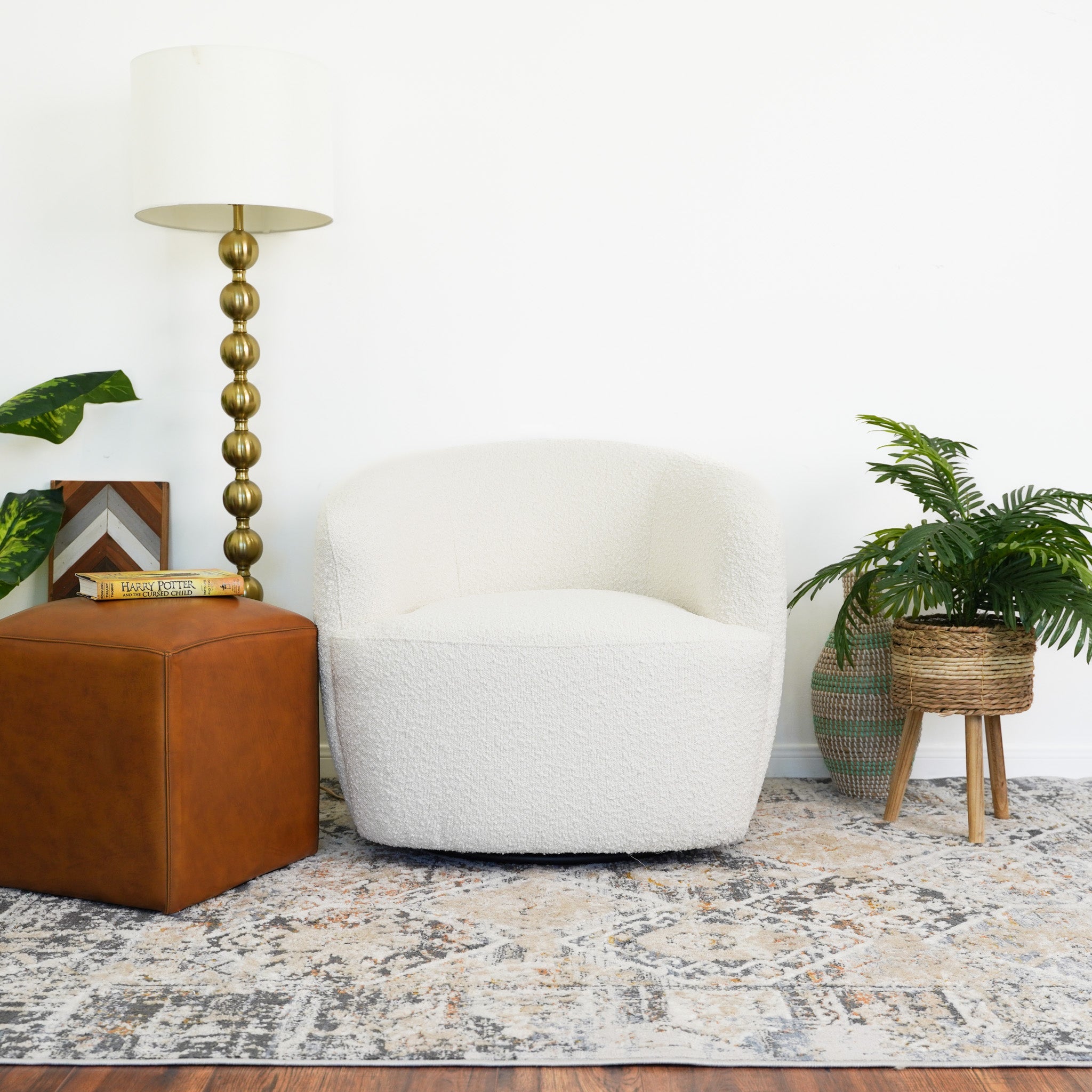 Mina Accent Chair