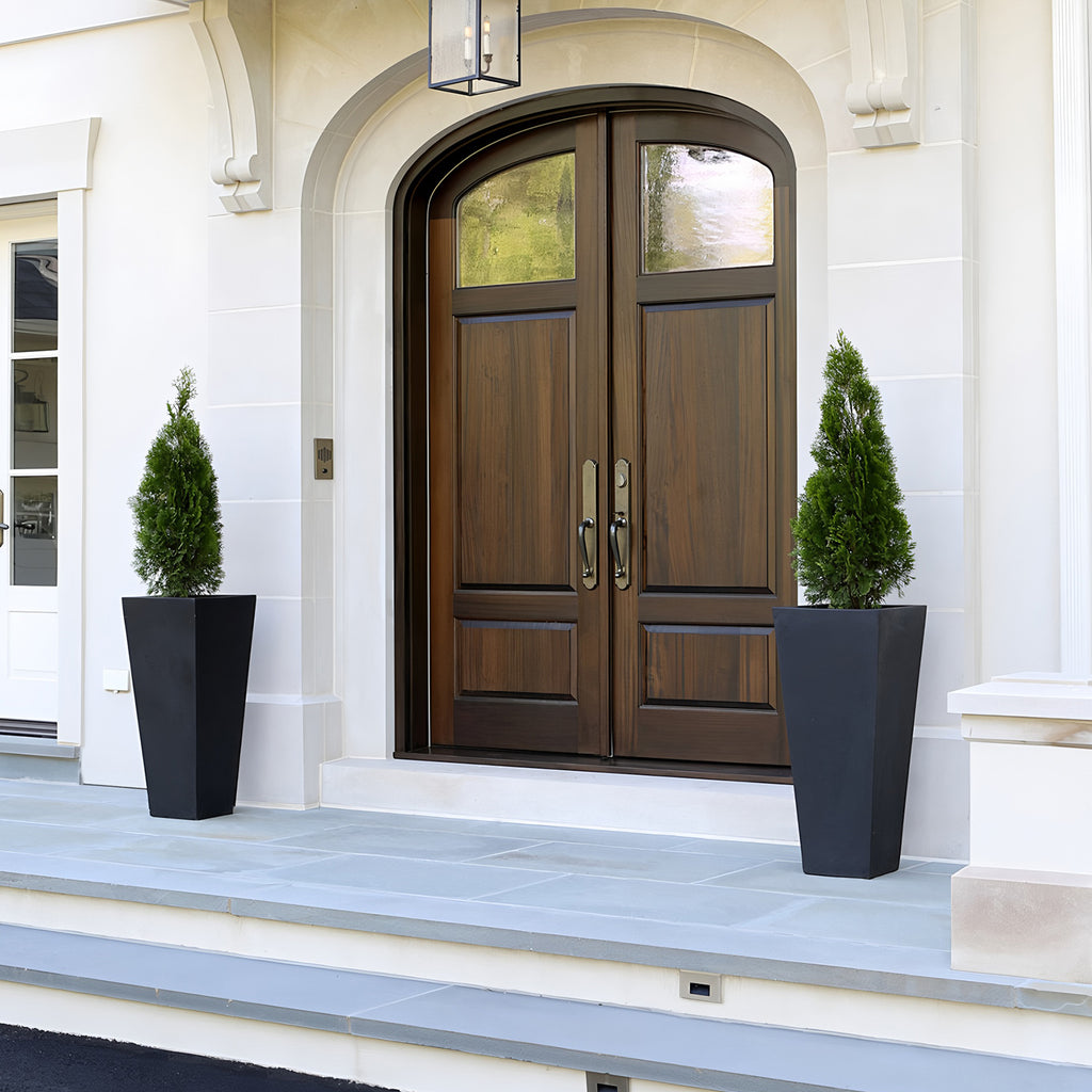 22" Tall Planter Set of 2, Outdoor & Indoor