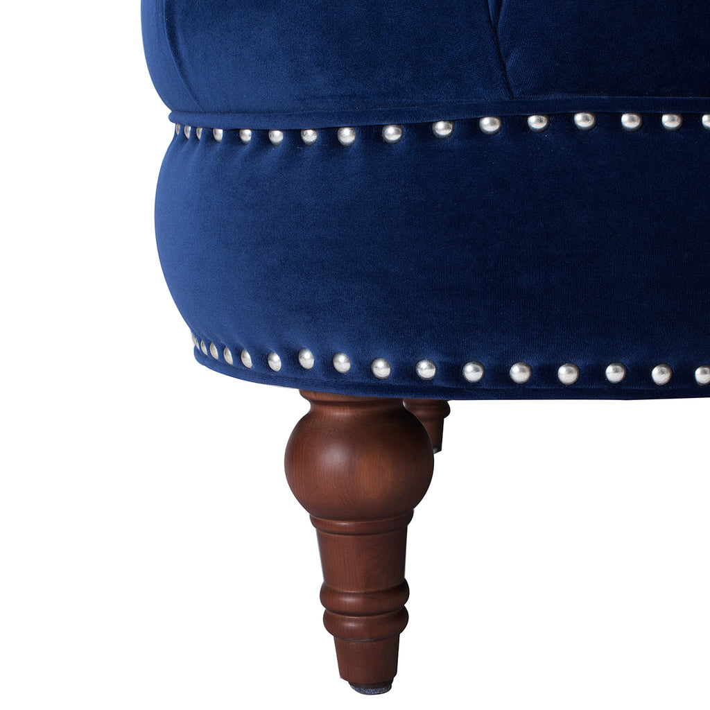 La Rosa Victorian Tufted Upholstered Accent Chair