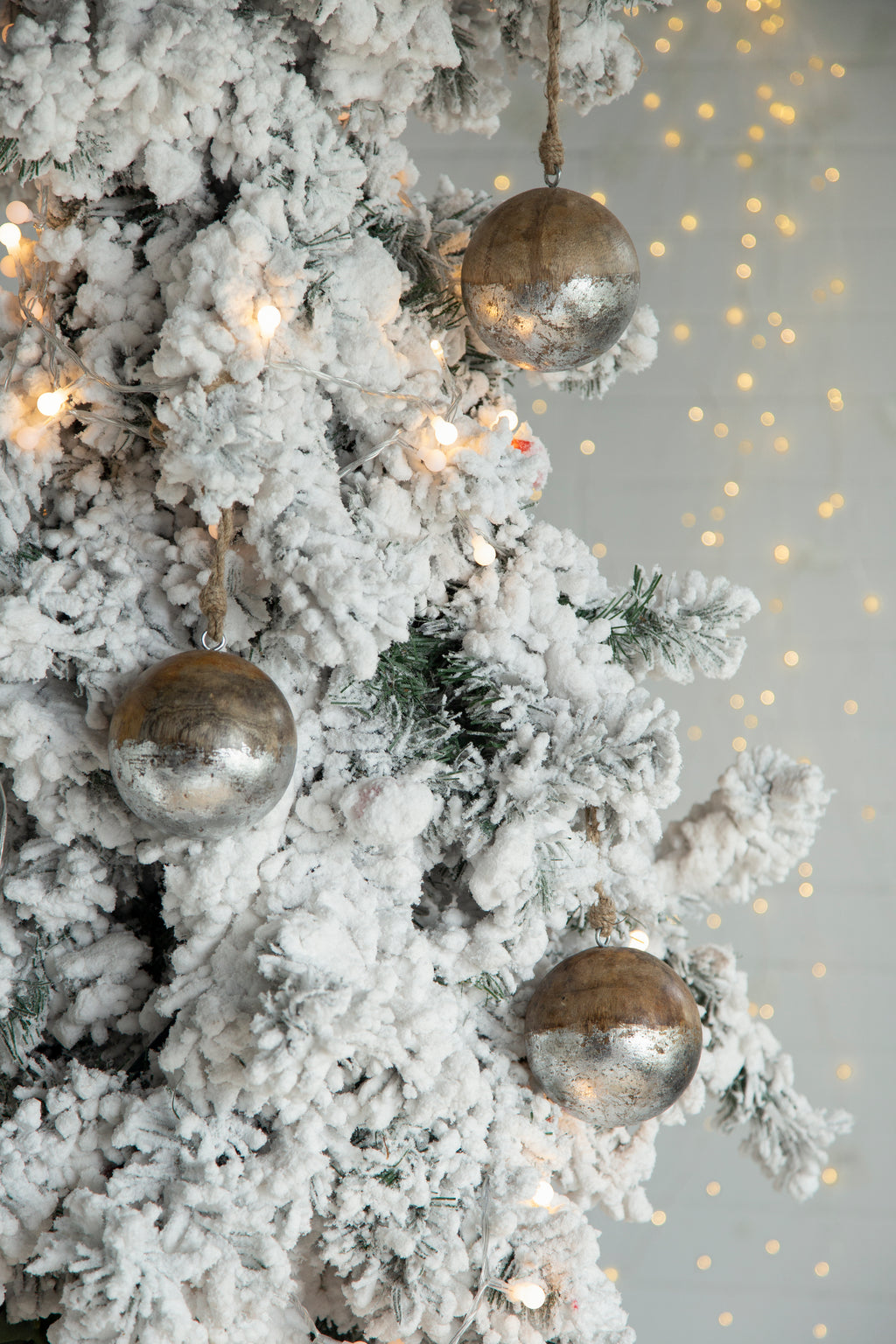 D4" Christmas Ball Ornaments - Set of 4