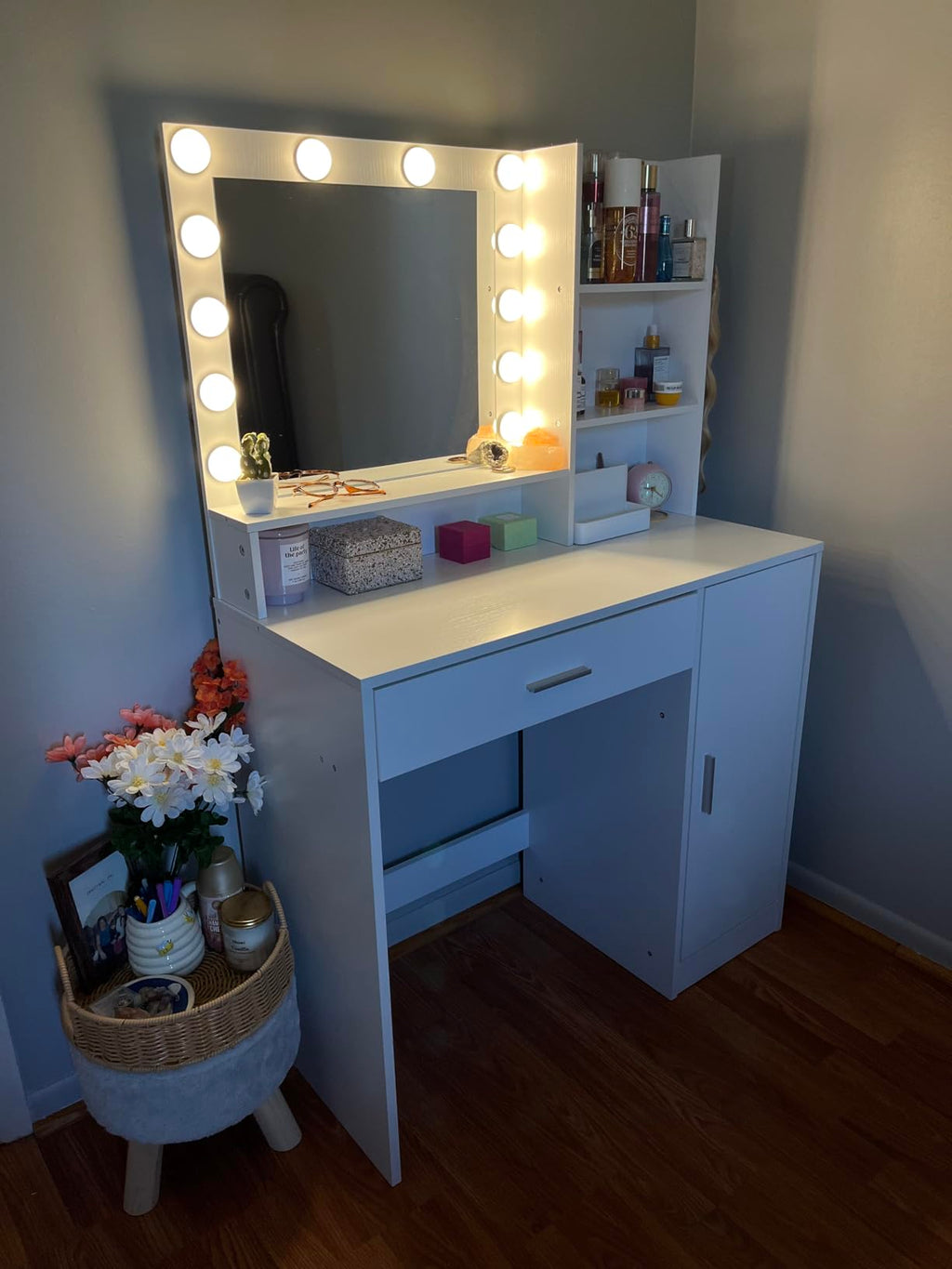 Vanity Desk with Mirror & Light