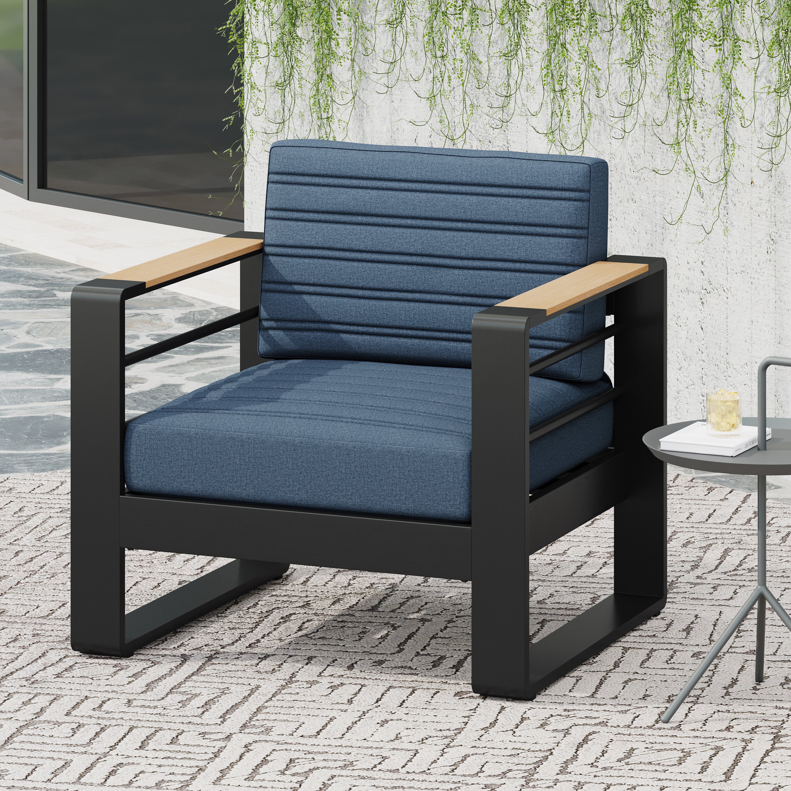 Giovanna Club Chair