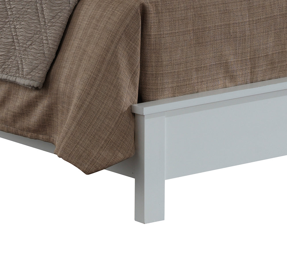 Transitional Style Full Bed In Crisp