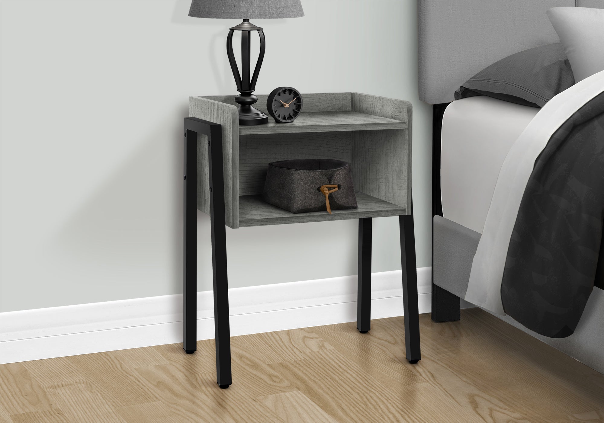 Accent Table
