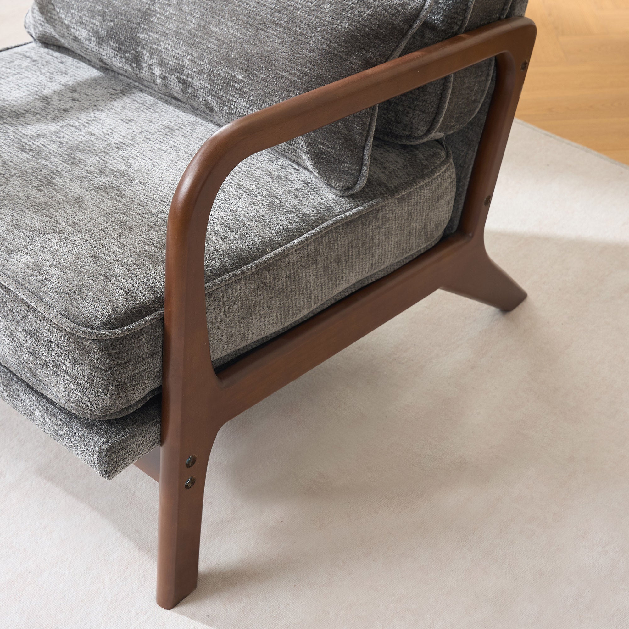Mid-Century Modern Lounge Chair