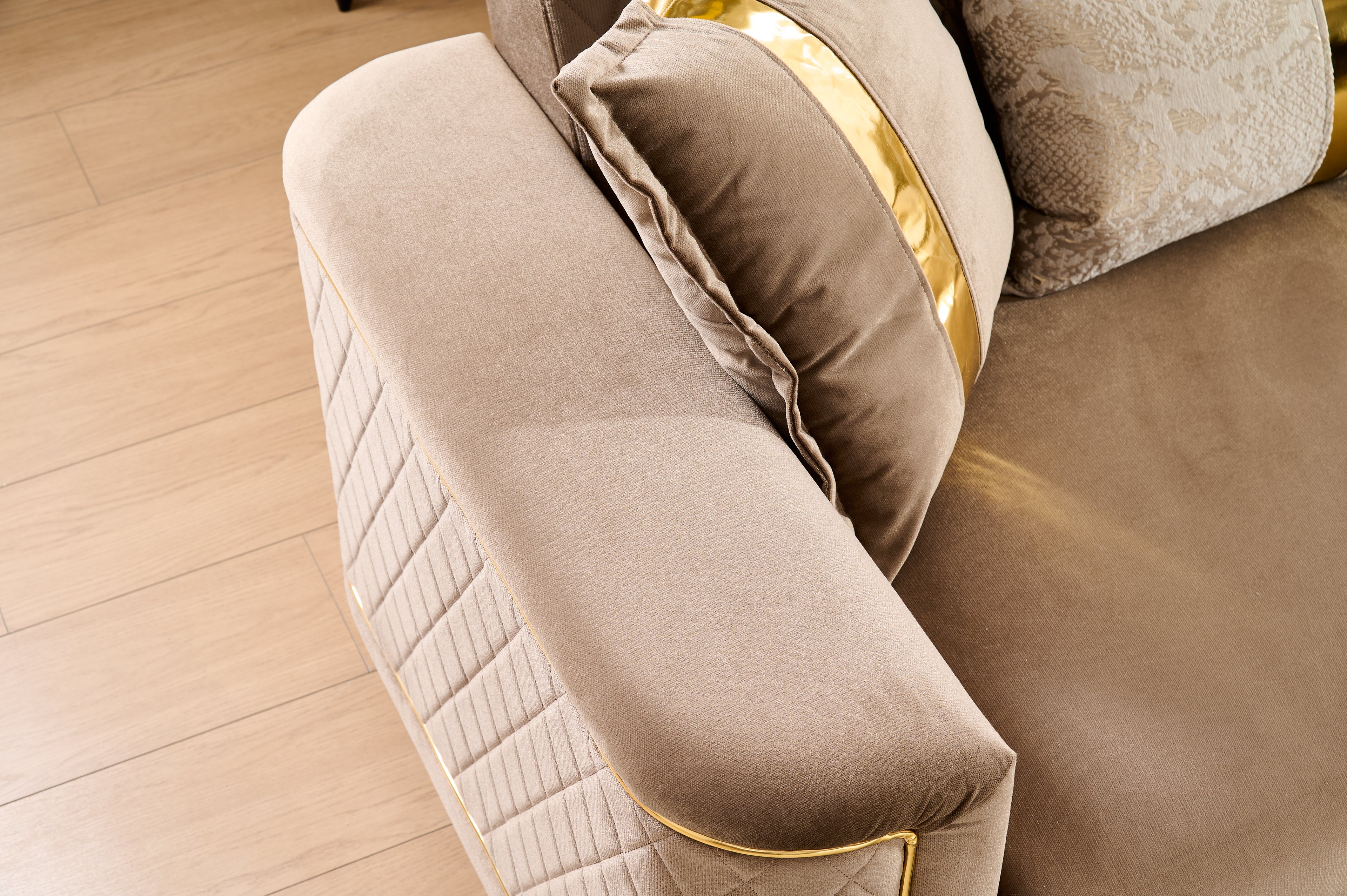 Lisa Modern Sofa in Copper
