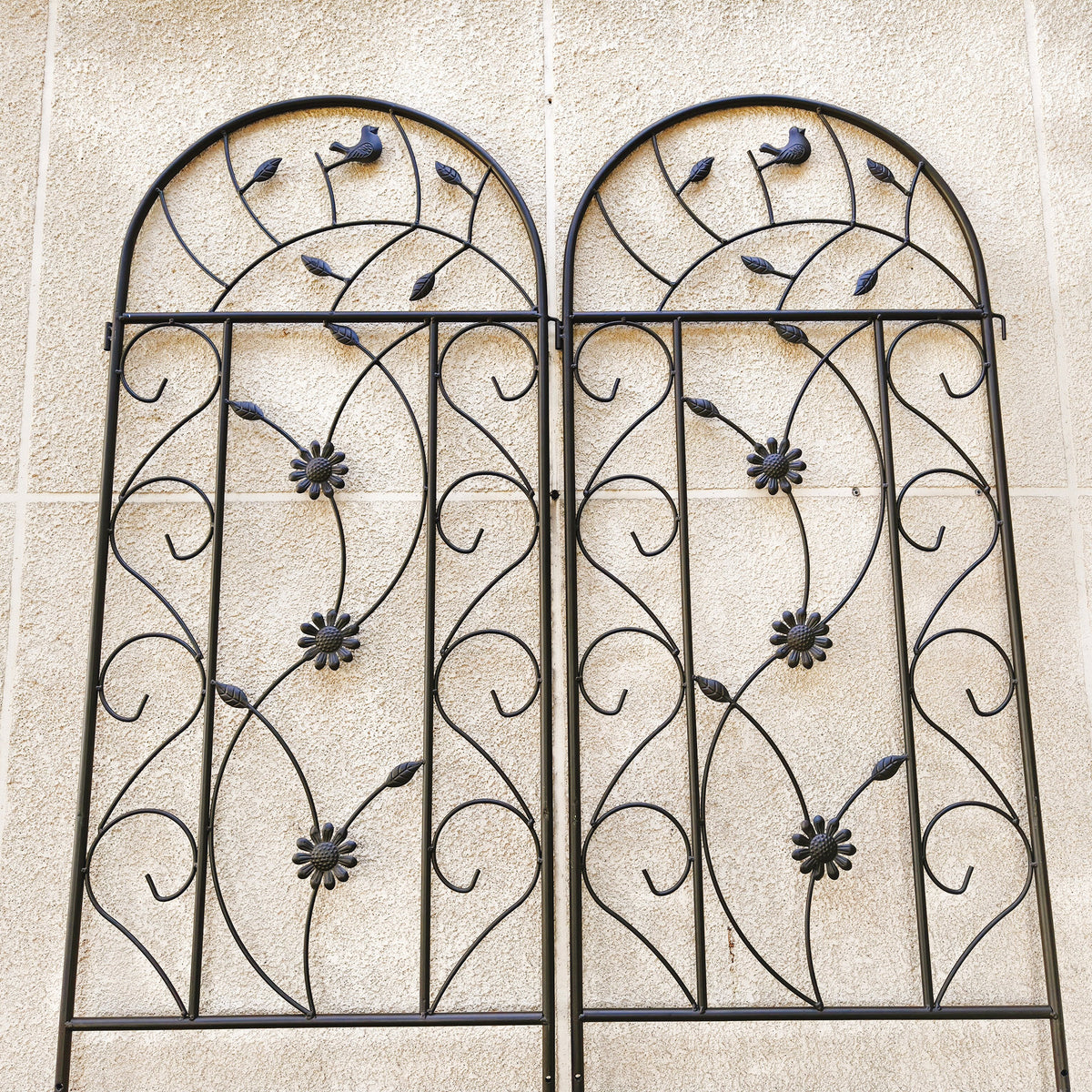 4-Pack Metal Garden Trellis, 86.7 x 19.7 Inches, Rustproof Iron, Brown