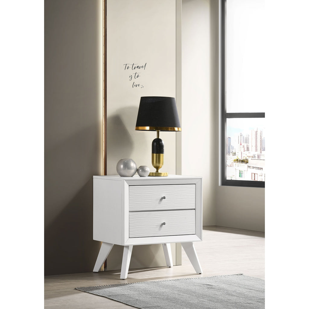 White Queen Size Bed 3pc Set with Nightstands