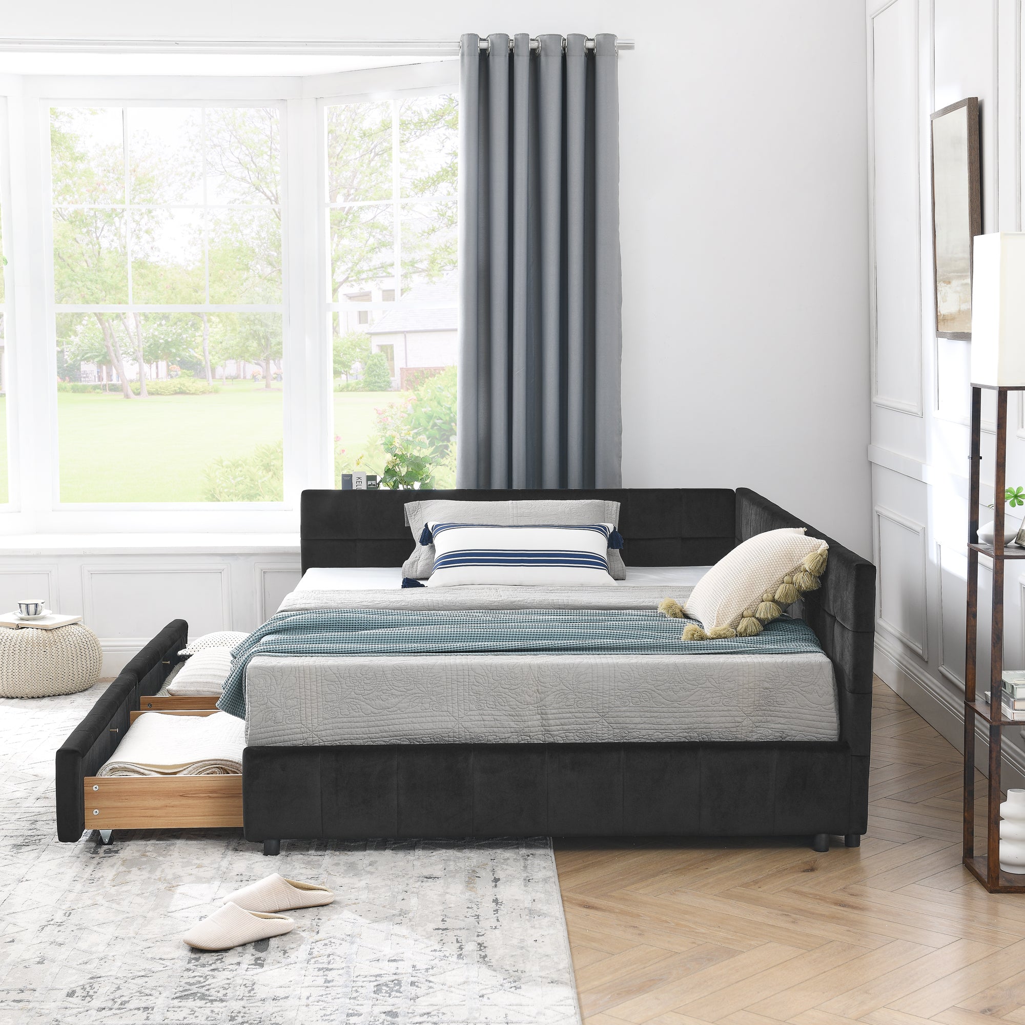 Full Size Storage Upholstered Tufted Bed Frame
