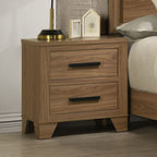 Walnut / Chestnut 3pc Queen Size Bedroom Set with Nightstands