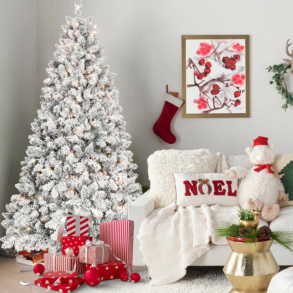 4.5FT Flocked Christmas Tree with 250 UL Lights