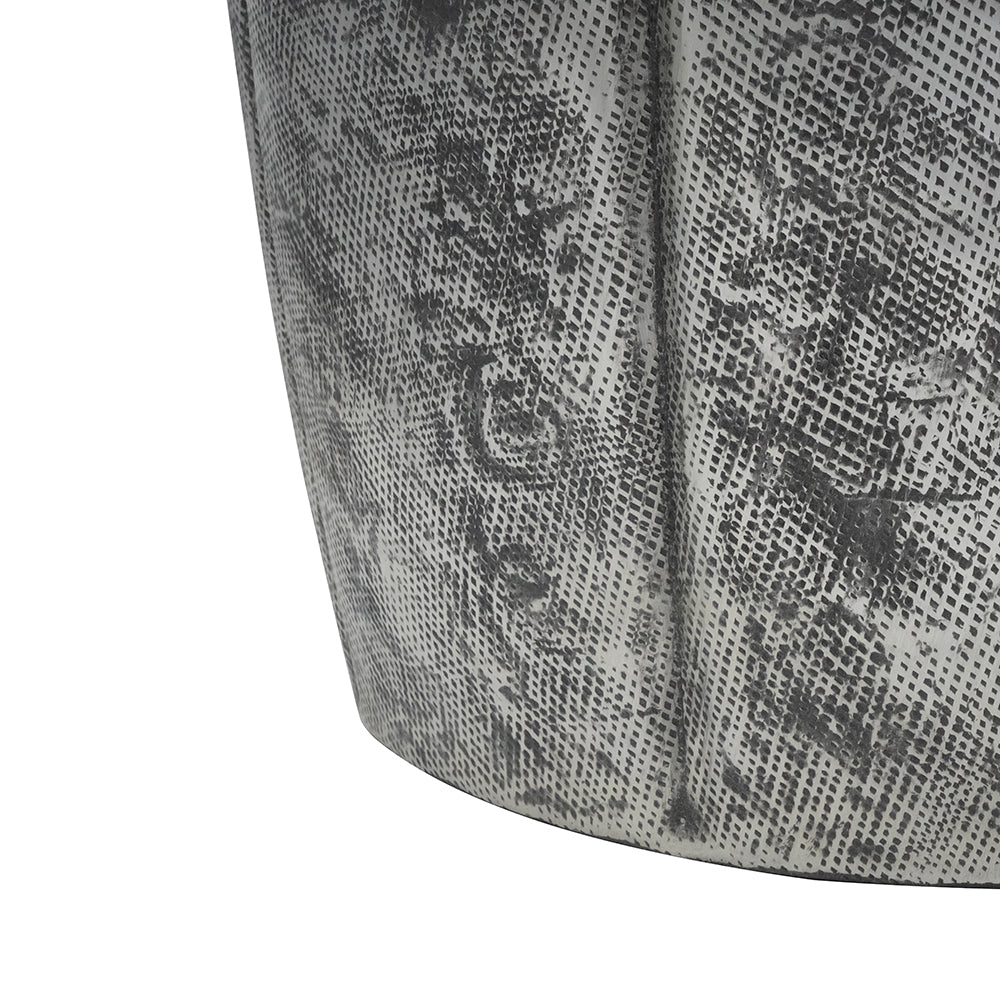 D16.8x22" Vanora Accent Table