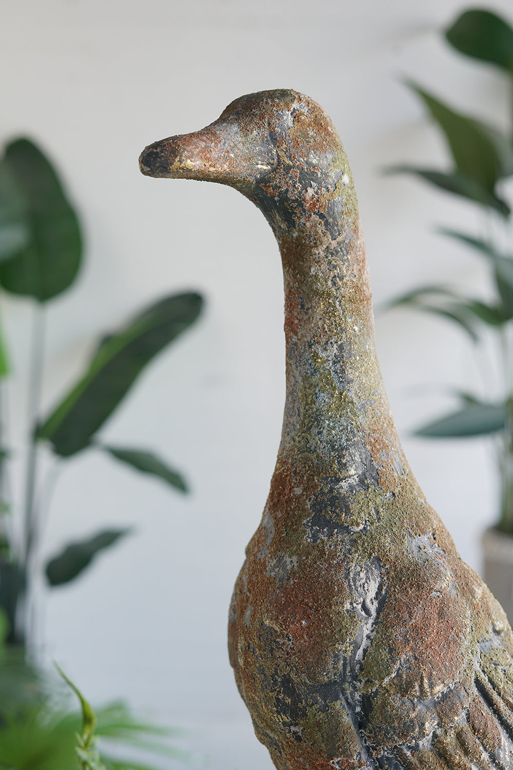 Farmhouse Duck Figurine, 12 x 8.3 x 23 Inches, Magnesium Oxide