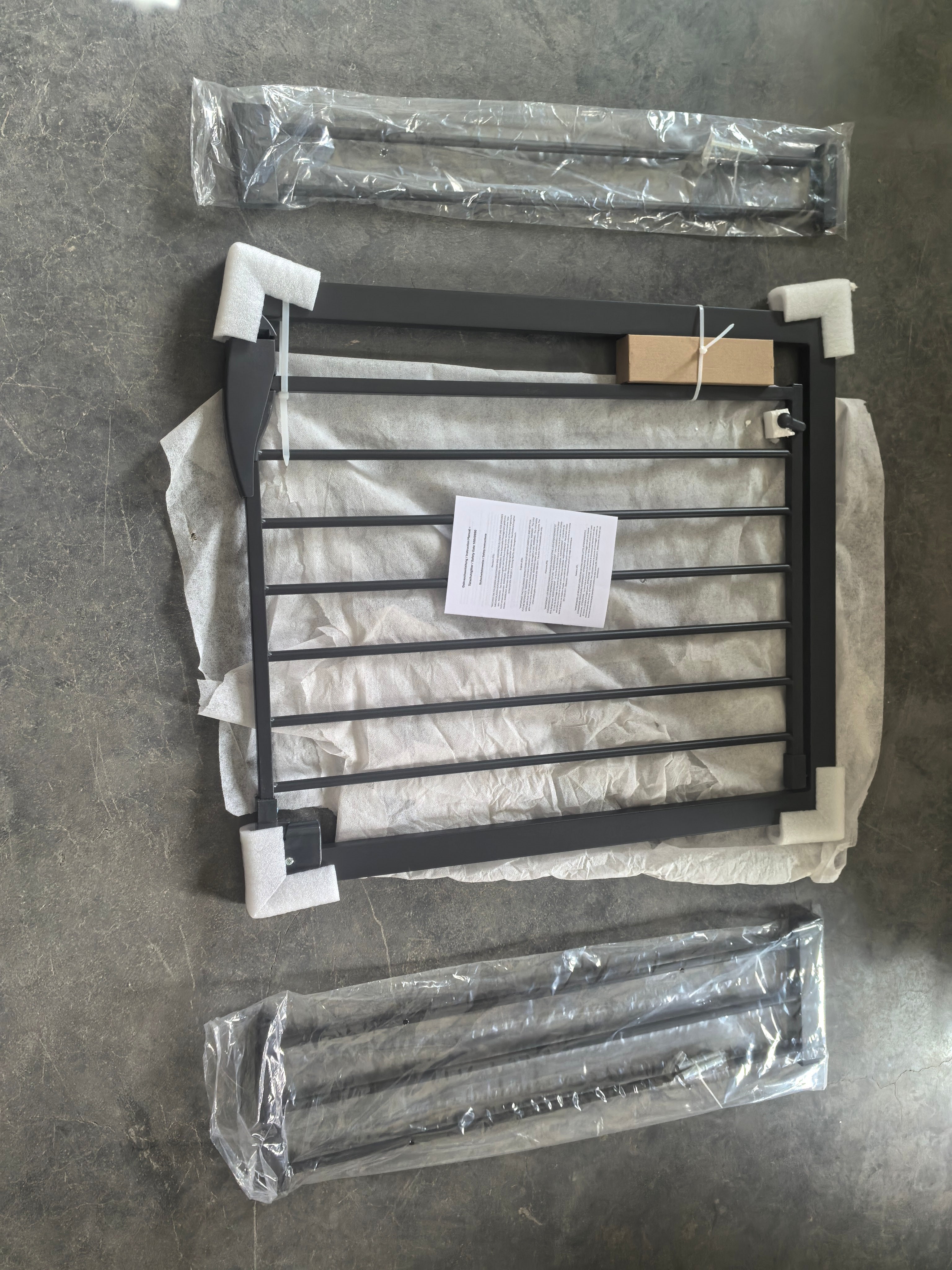 29.5-44.1" Wide Baby Gate for Stairs and Doorways