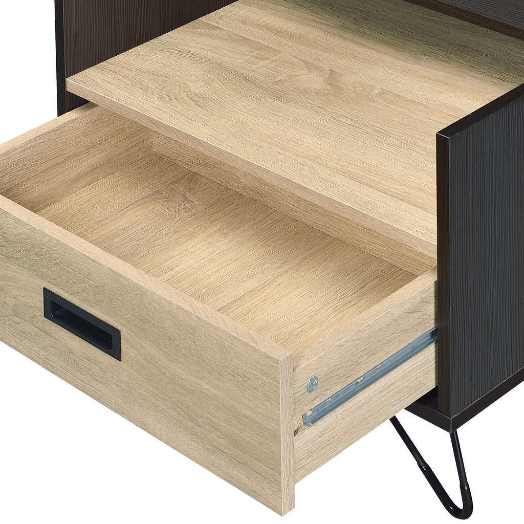 Melkree Accent Table