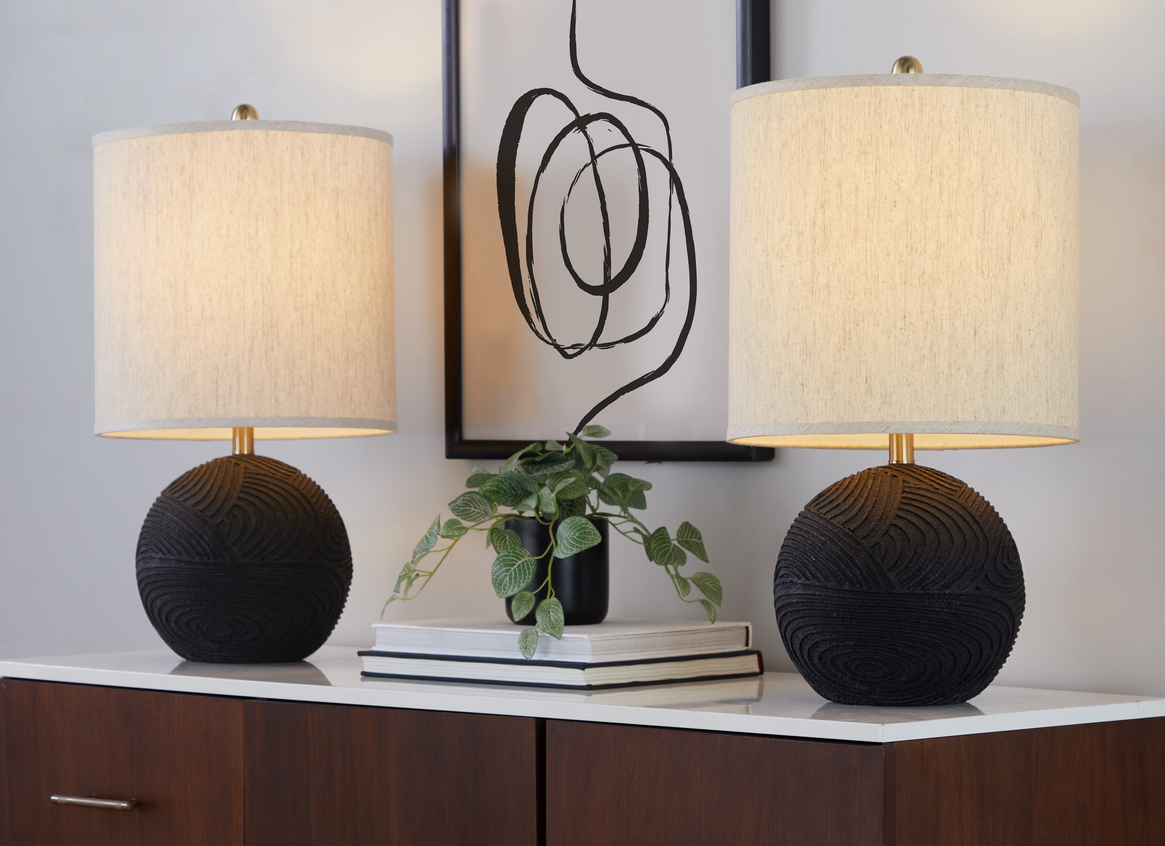 23" Contemporary Polyresin Table Lamp in Matte