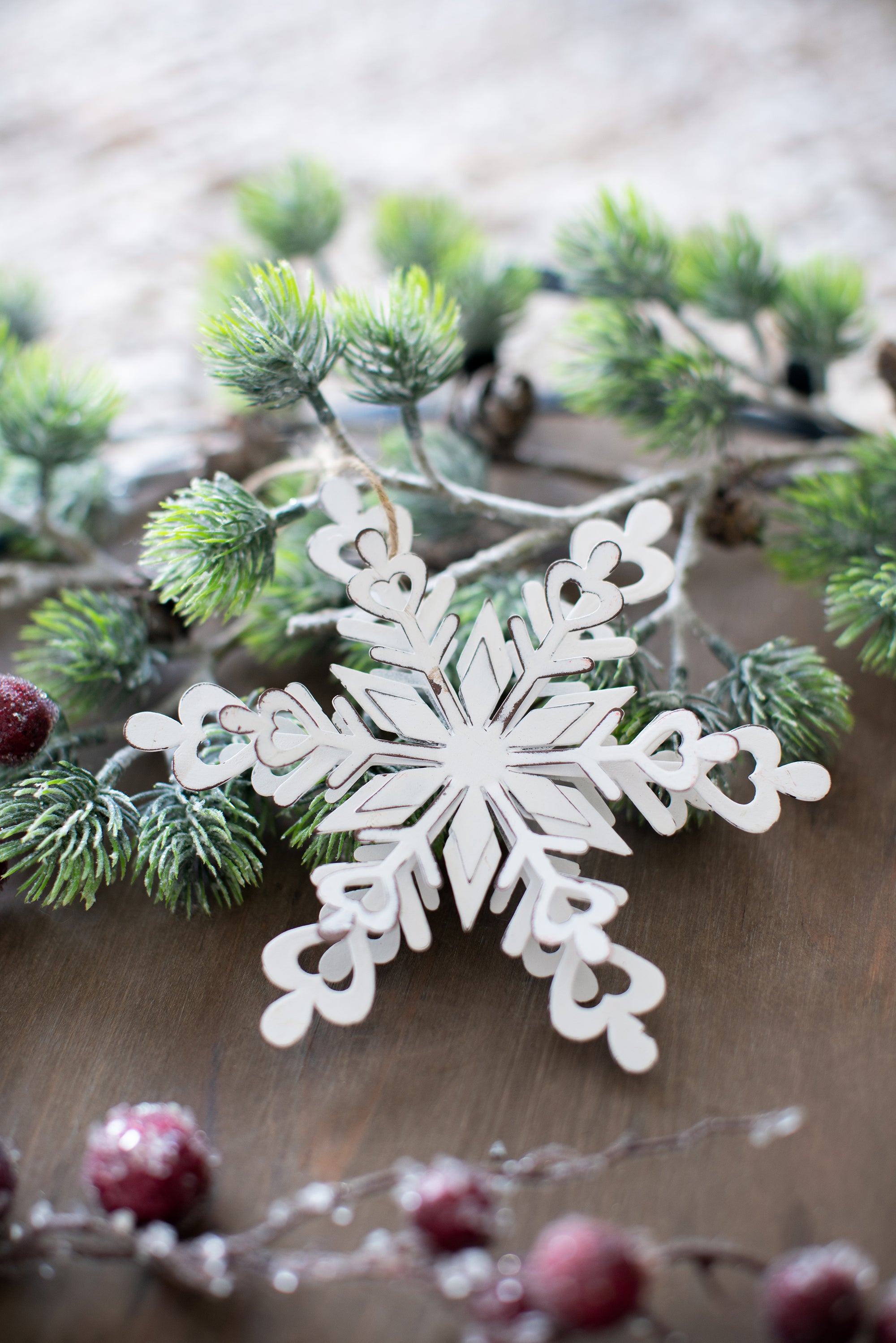 Set of 6 Iron Snowflake Hanger Christmas Tree Ornaments