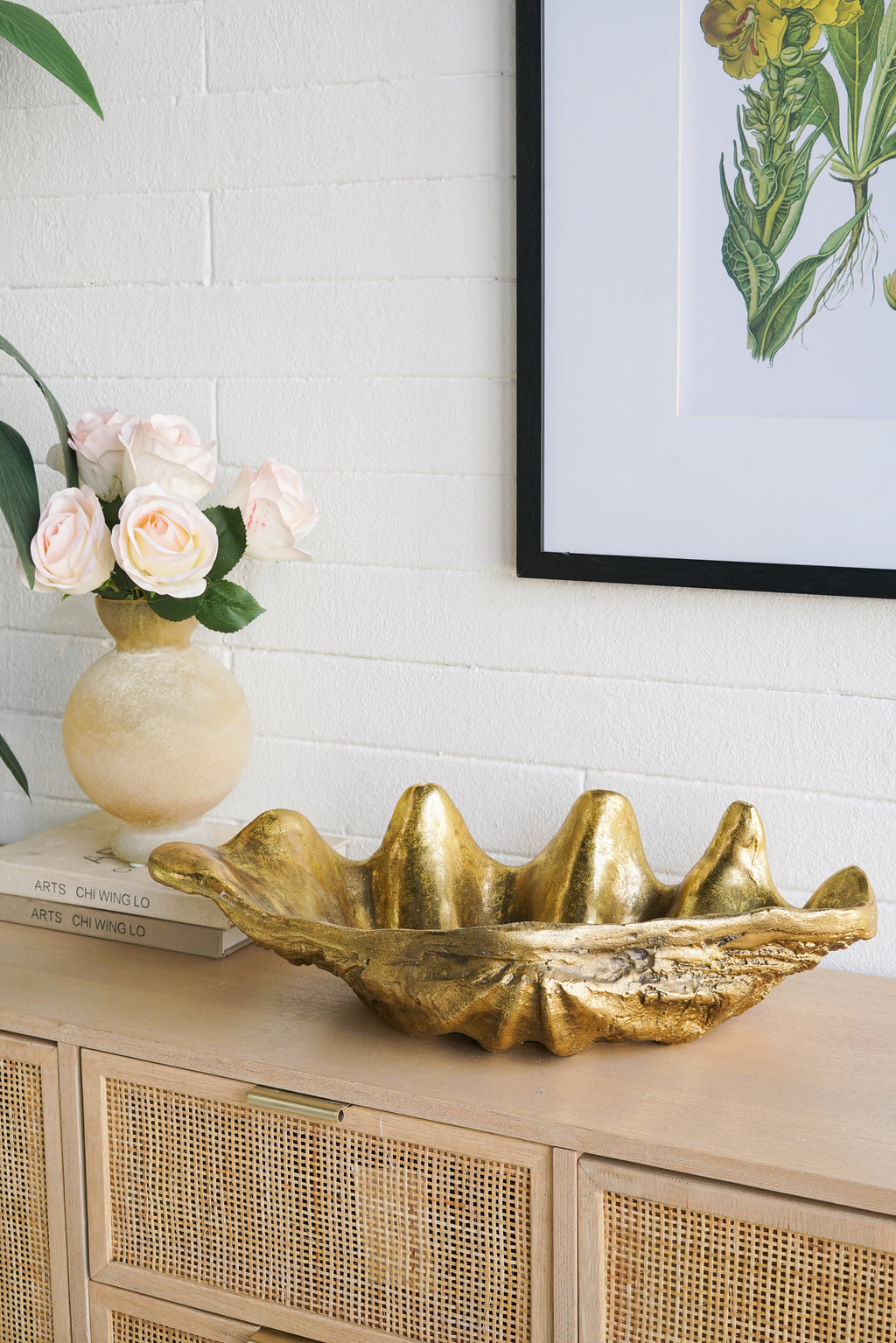19.7" x 10.6" x 5.5" Decorative Shell Bowl