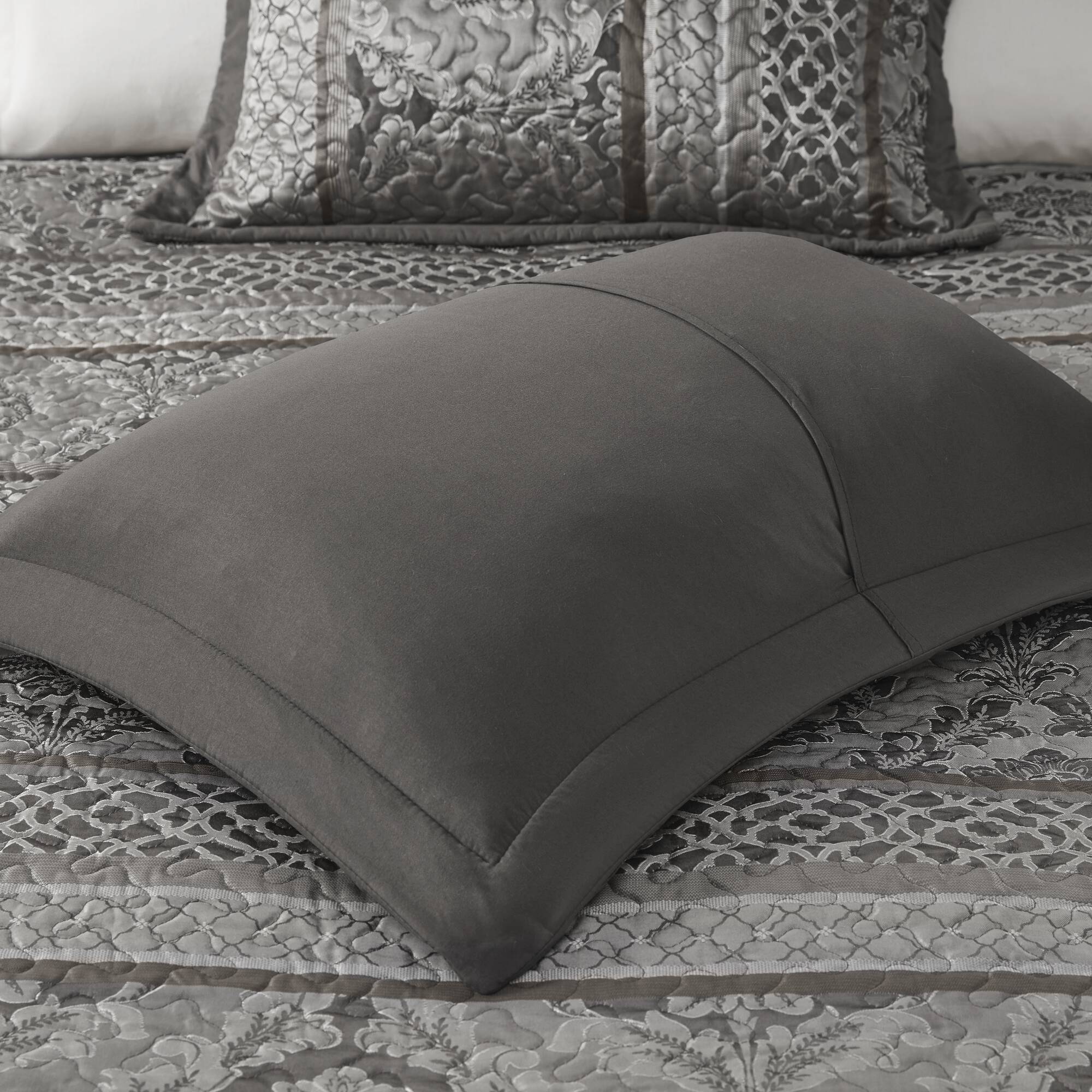 5-Piece Queen Reversible Jacquard Bedspread Set