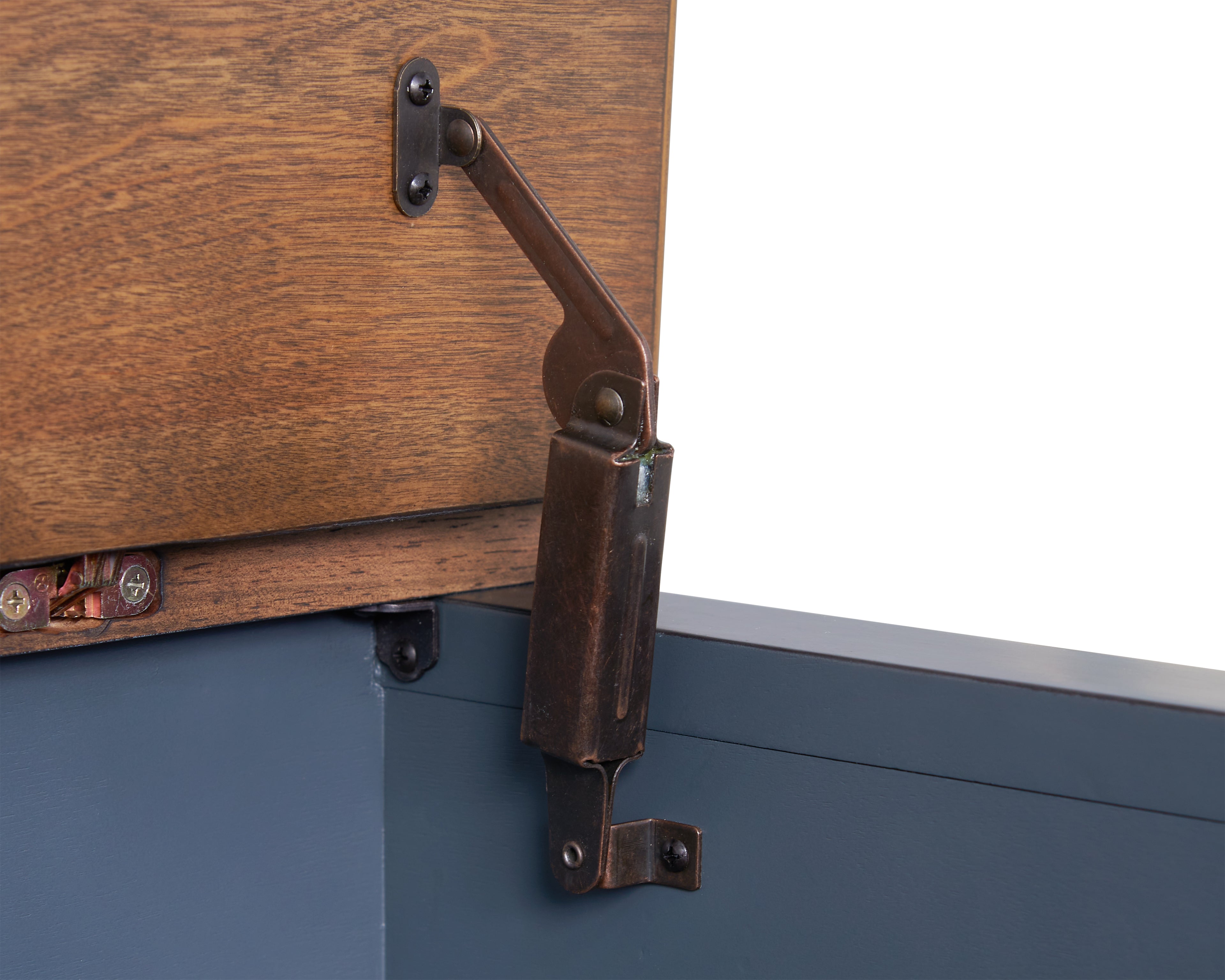 Americana 40 Inch Lift-Top Coffee Table