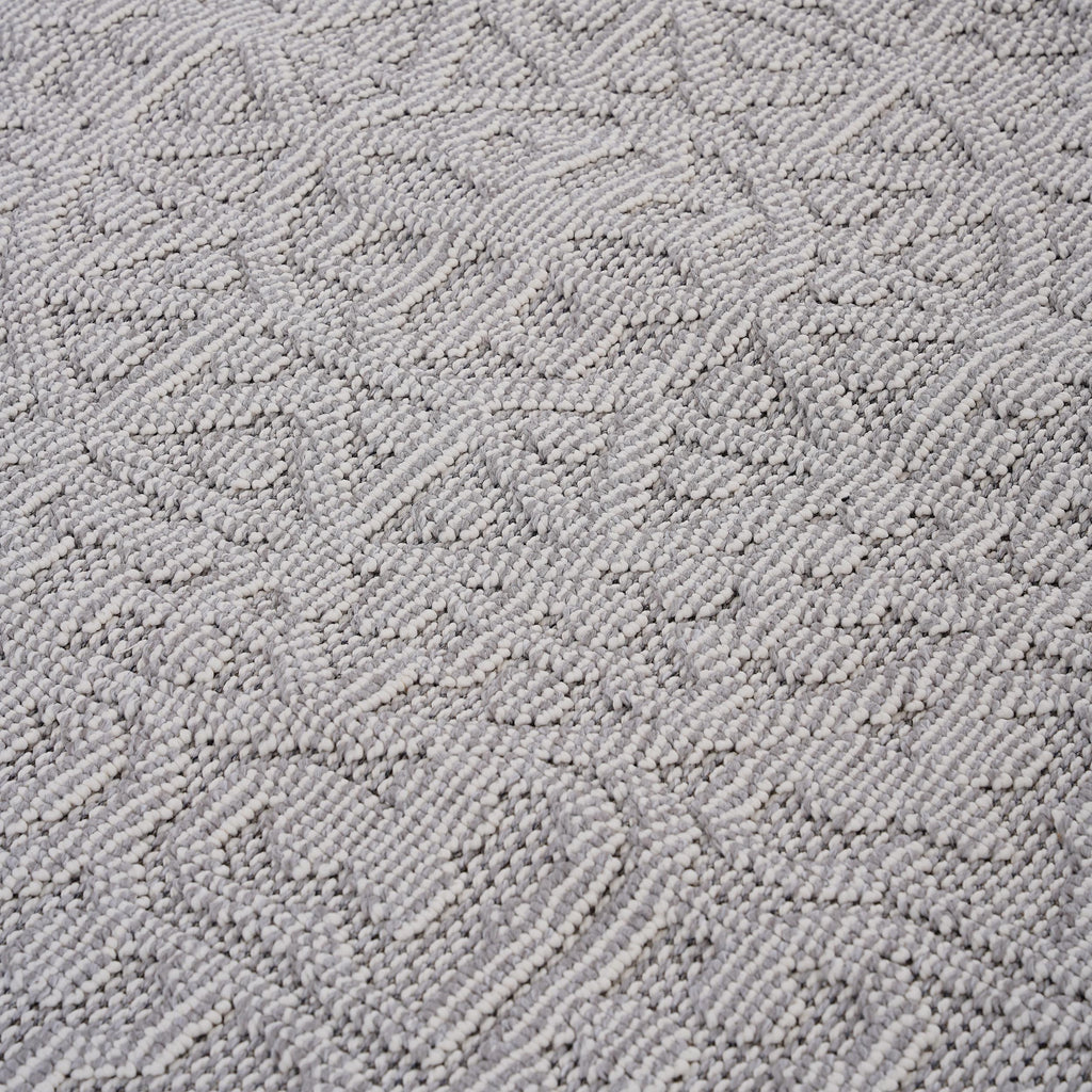 Guros Collection 4'x6' Rug