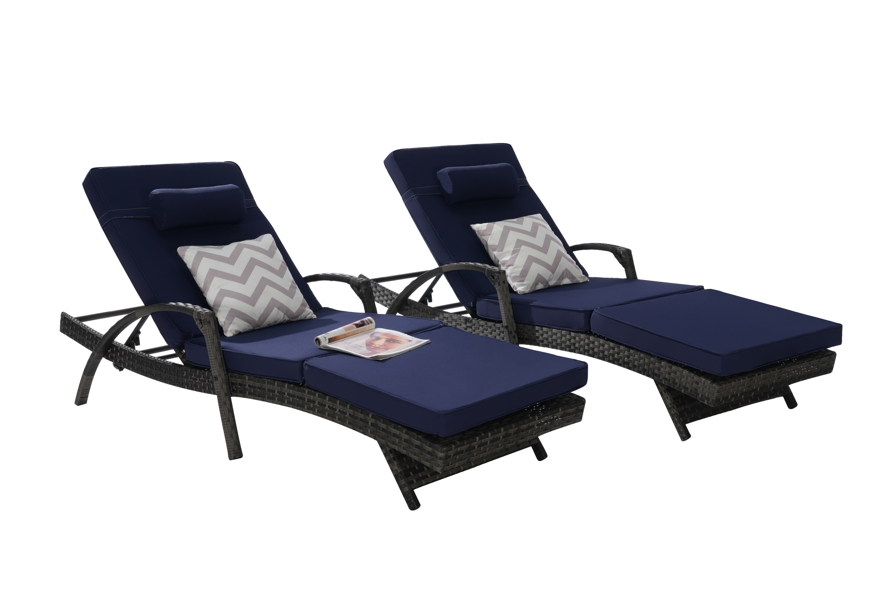 Outdoor Wicker Reclining Chair Set of 2 with Cushions