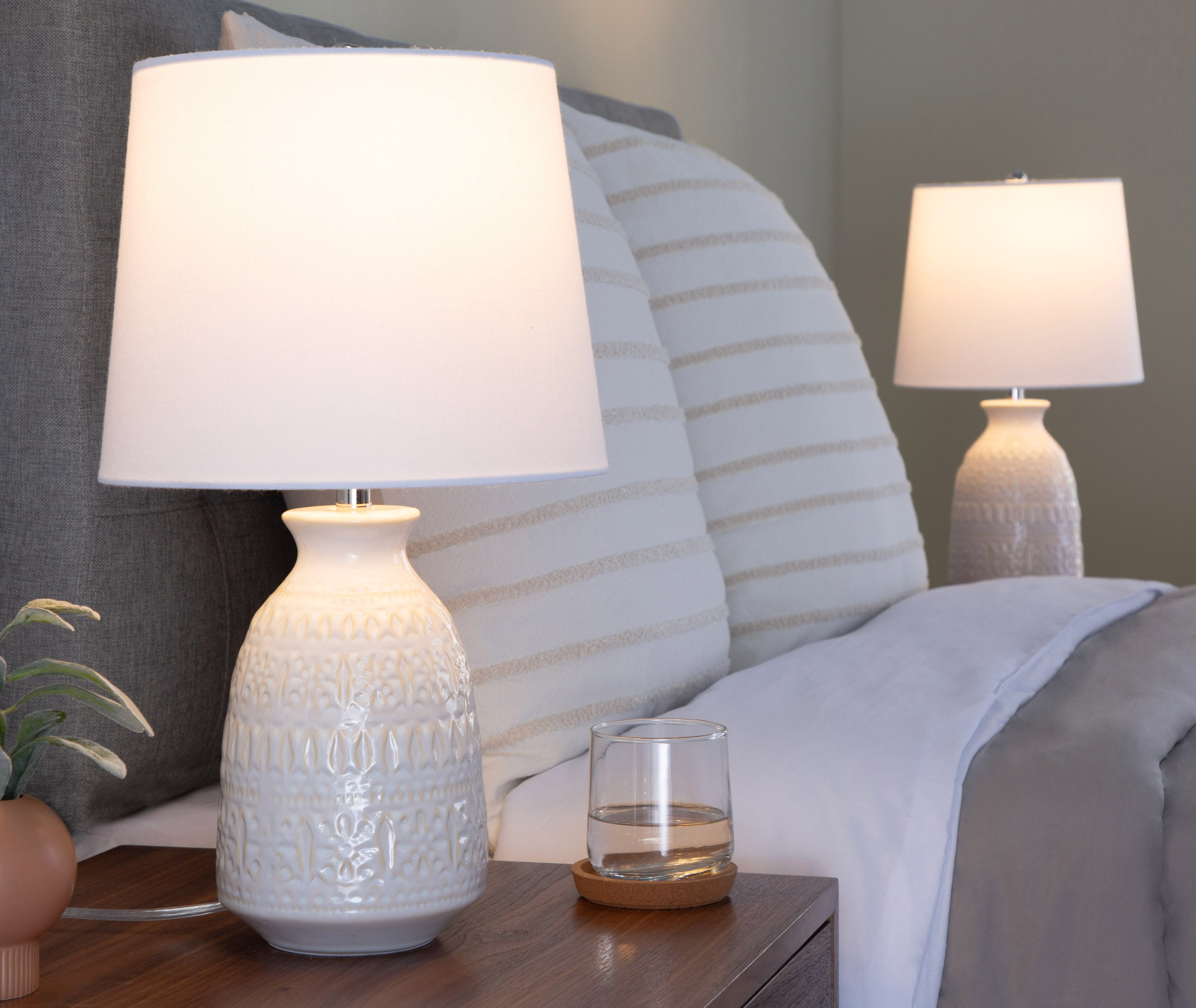Claudia 20" Contemporary Ceramic Accent Lamp