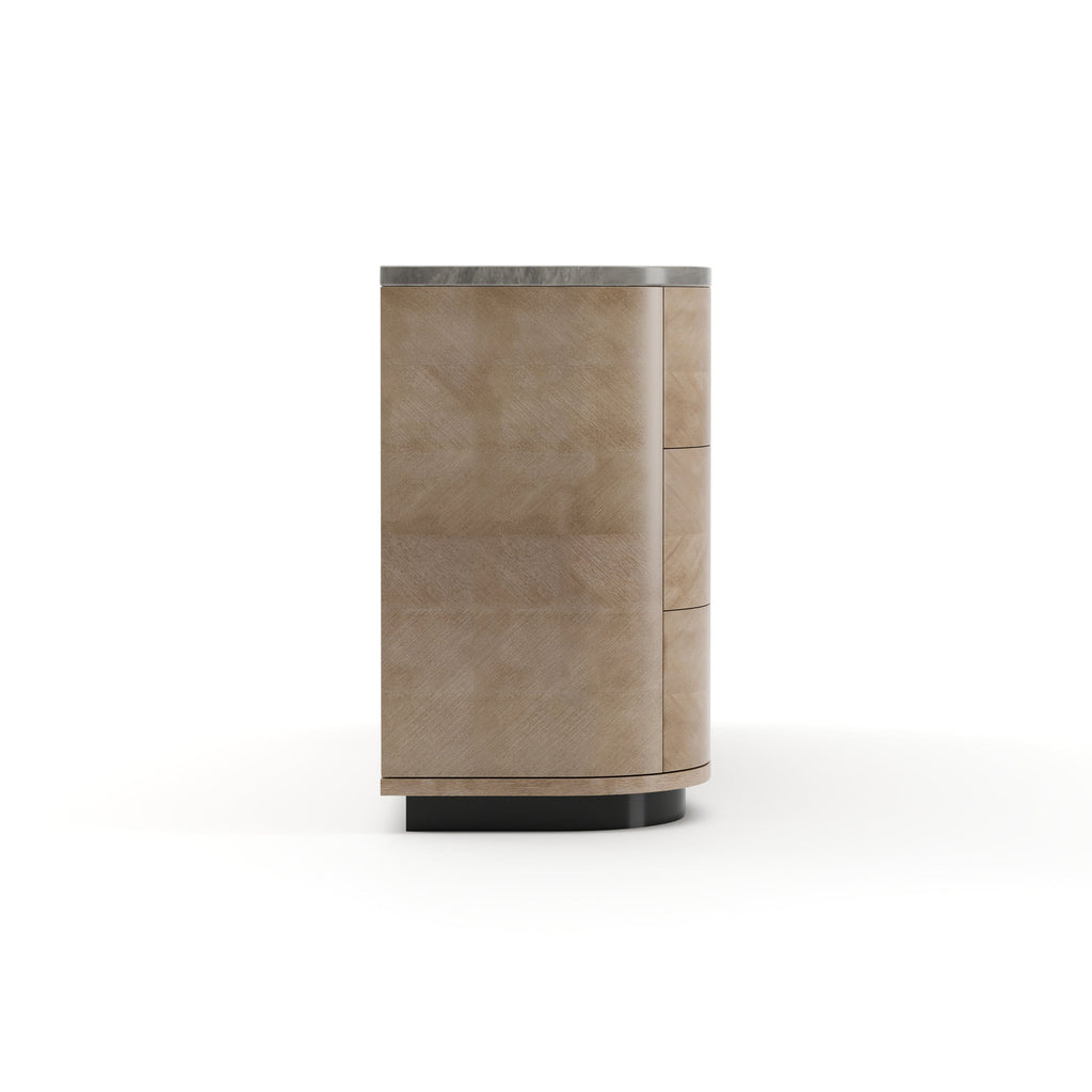 Roam Dresser