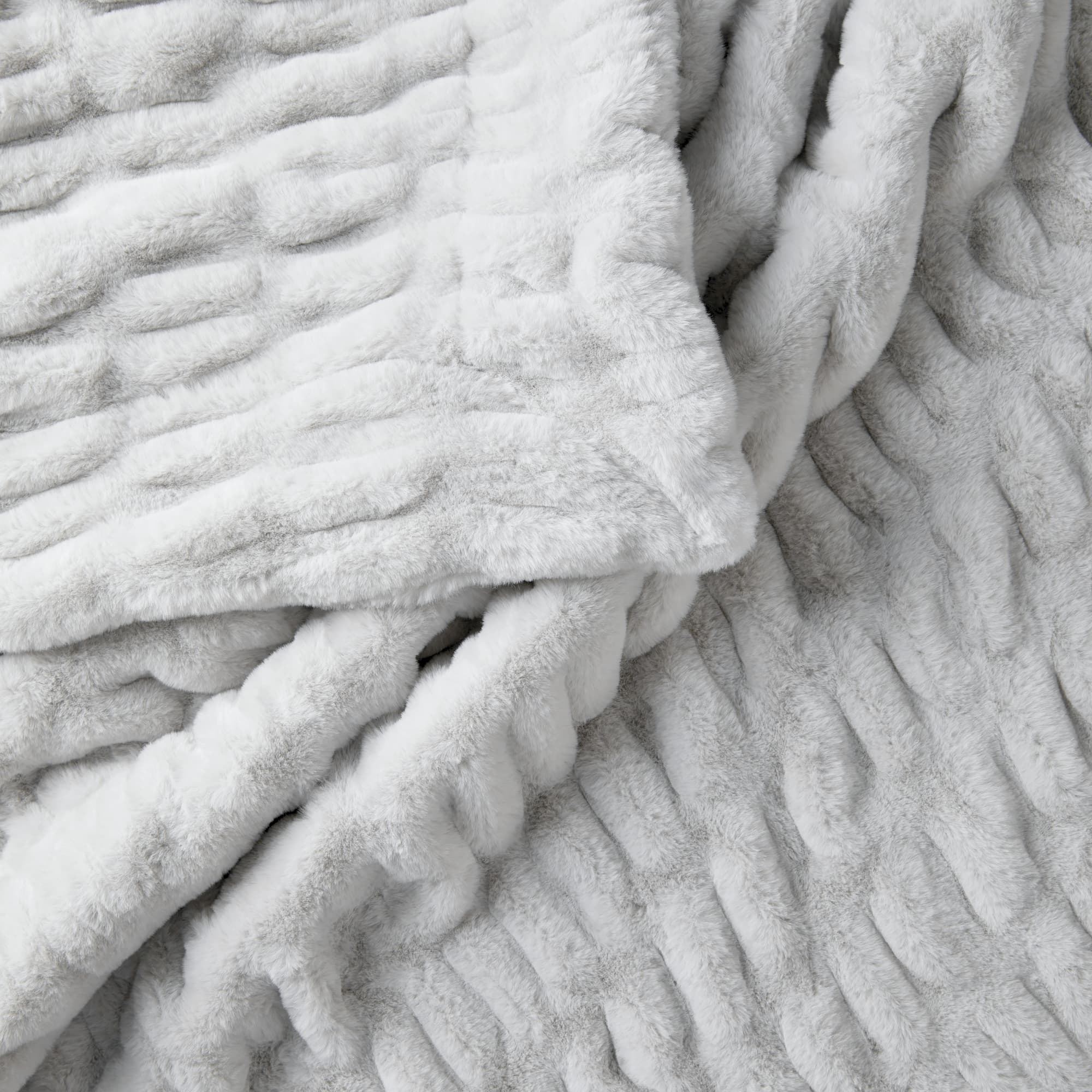 Rippled Faux Fur Throw Blanket