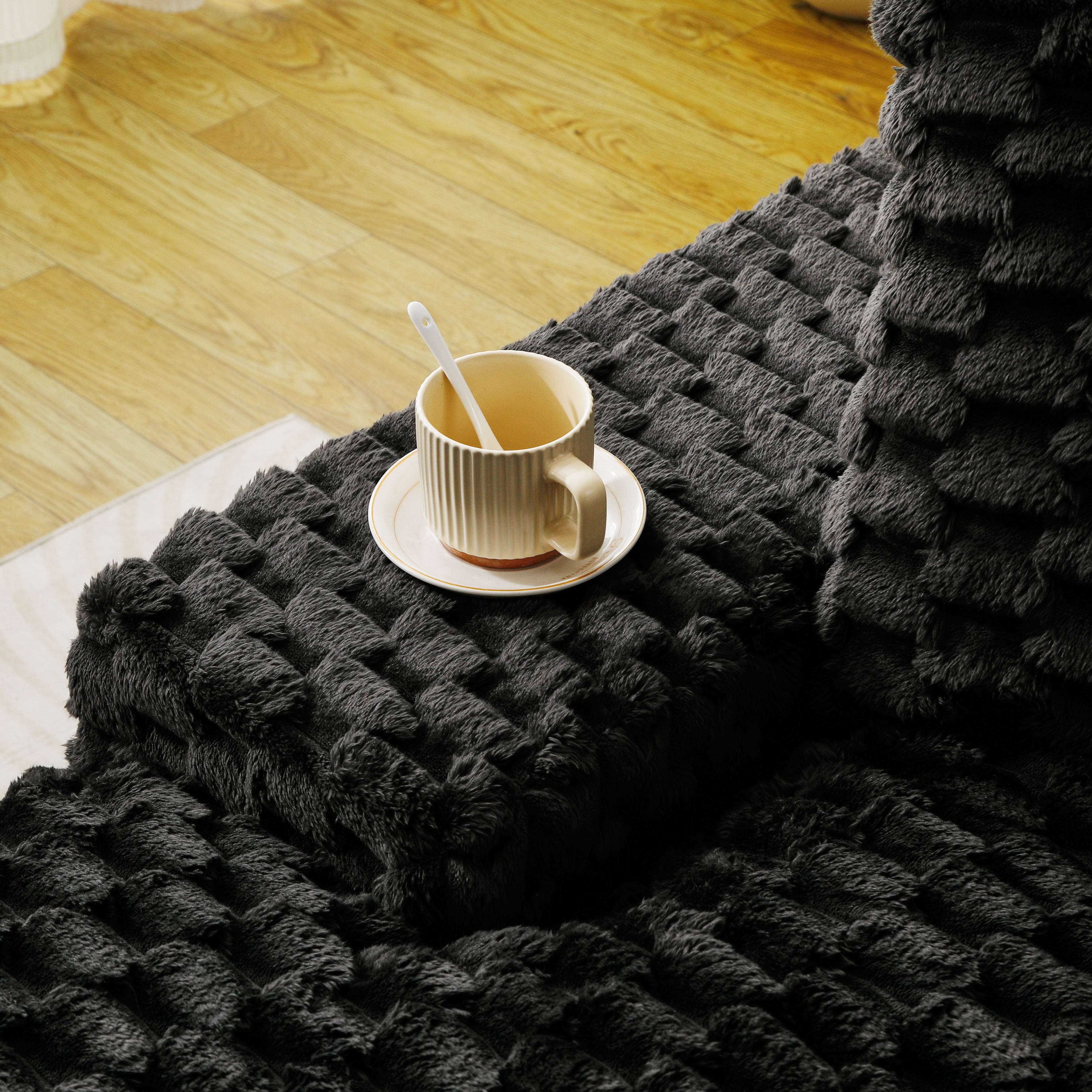 Black Turtle Velvet Versatile Sofa