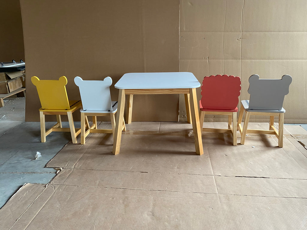 5 Piece Kiddy Table and Chair Set