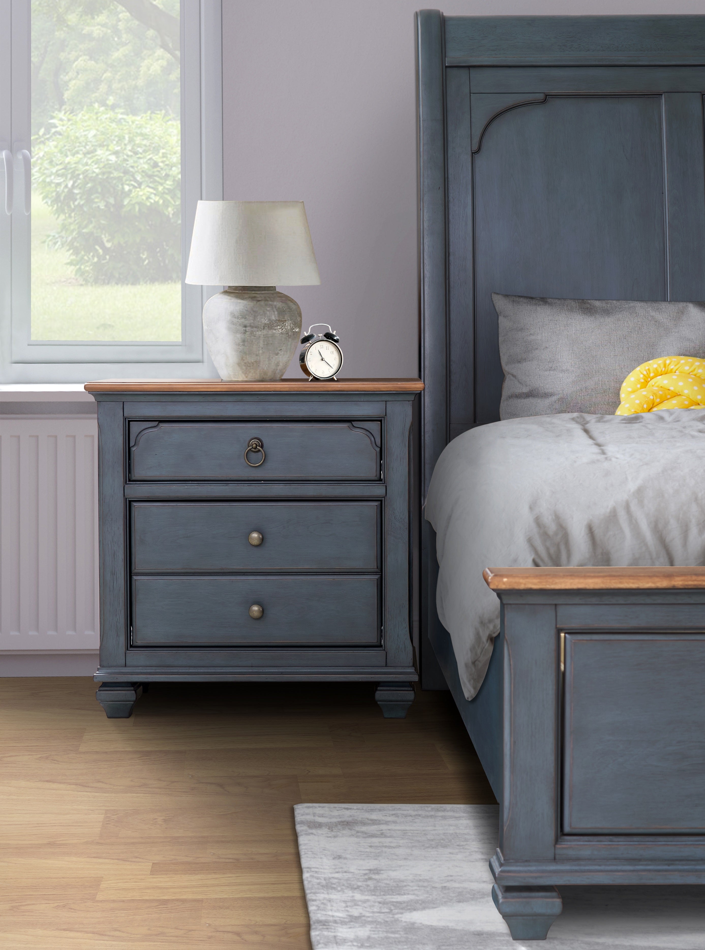 Americana 3-Drawer Nightstand