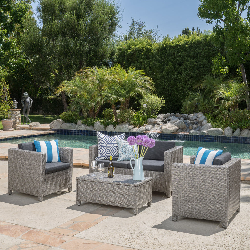 Puerta 4-Piece Outdoor Wicker Sofa Set
